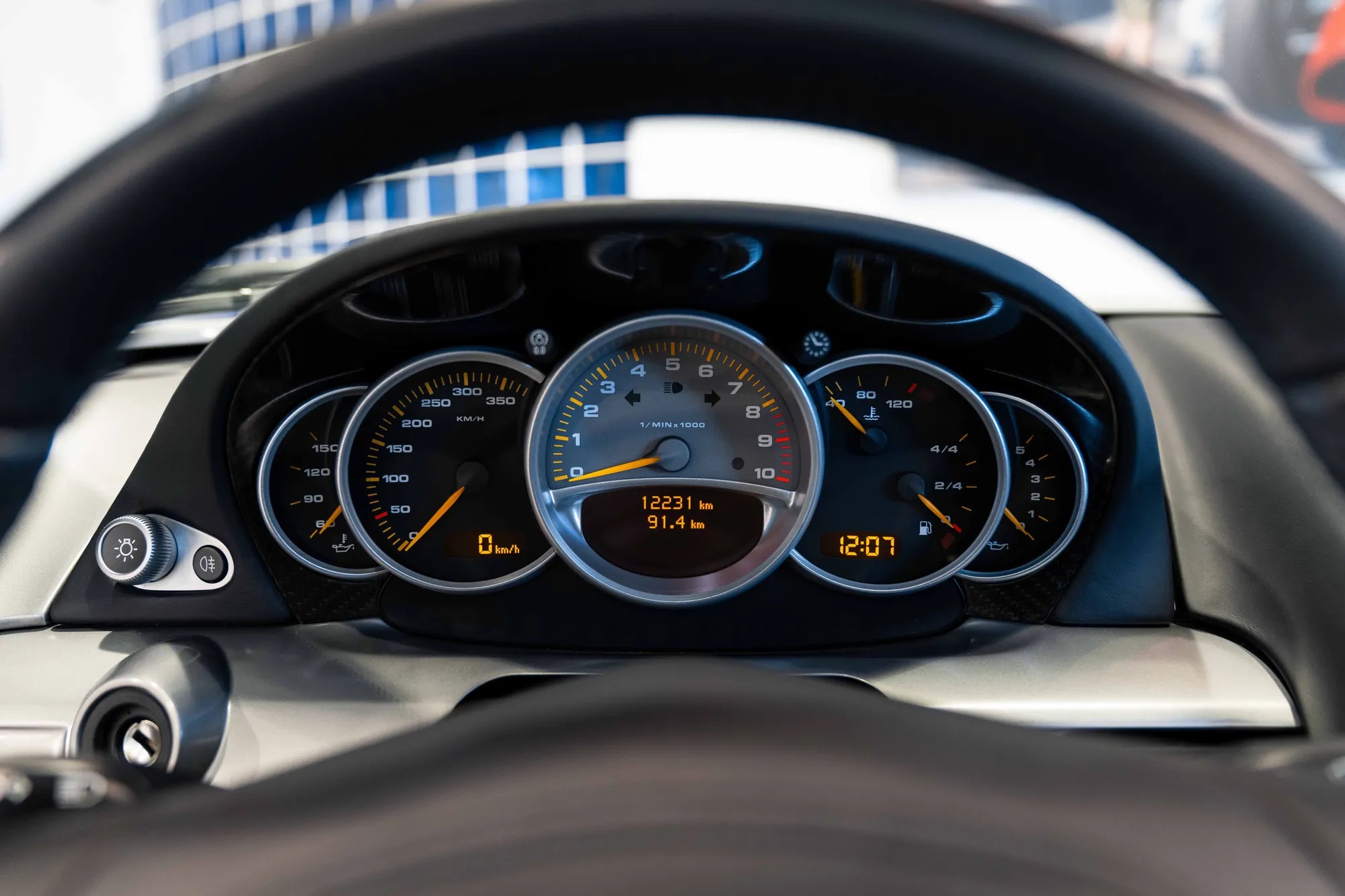 2005 Porsche Carrera GT, 19/20