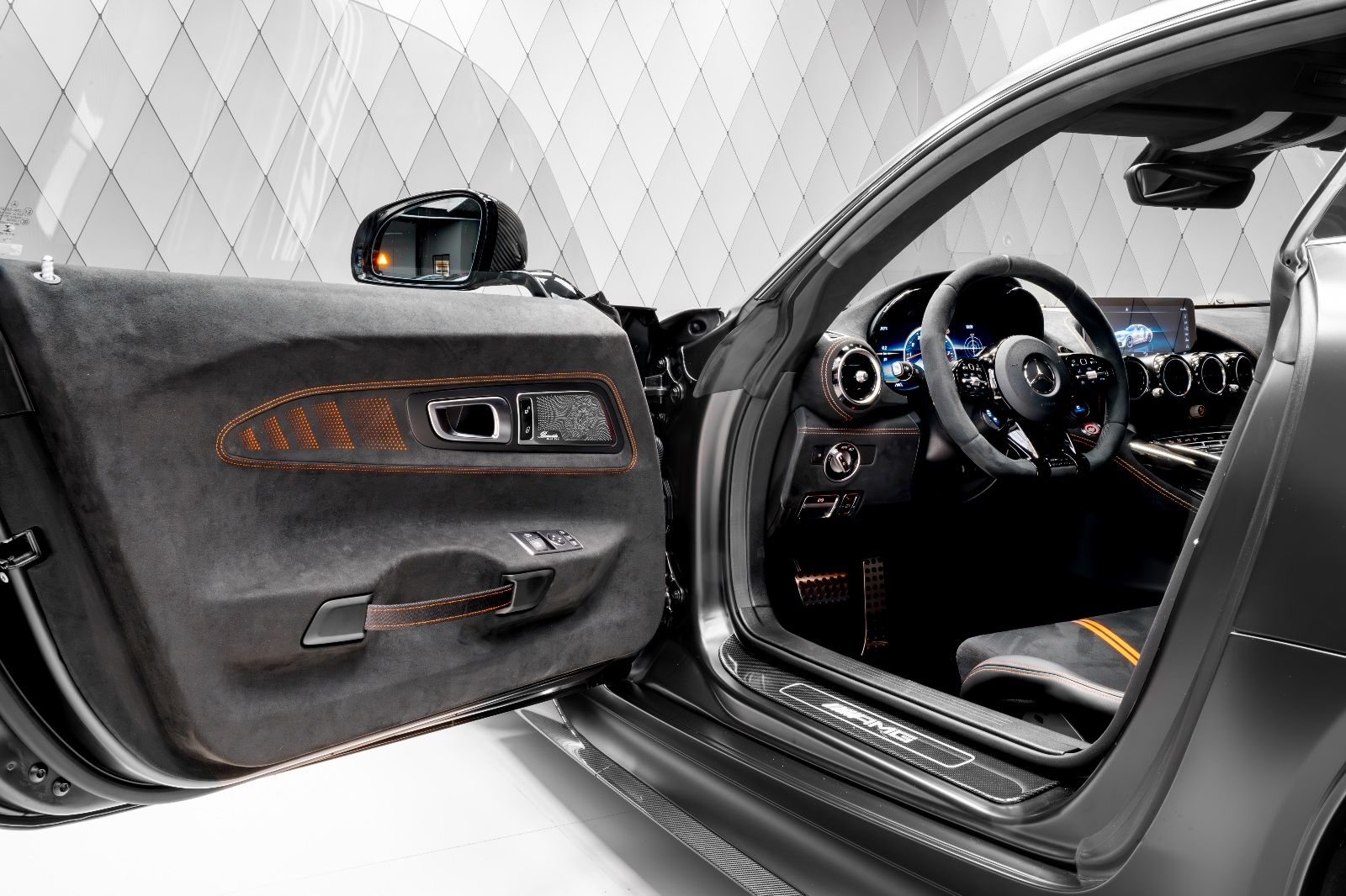 2024 Mercedes-Benz AMG GT Black Series, 17/20
