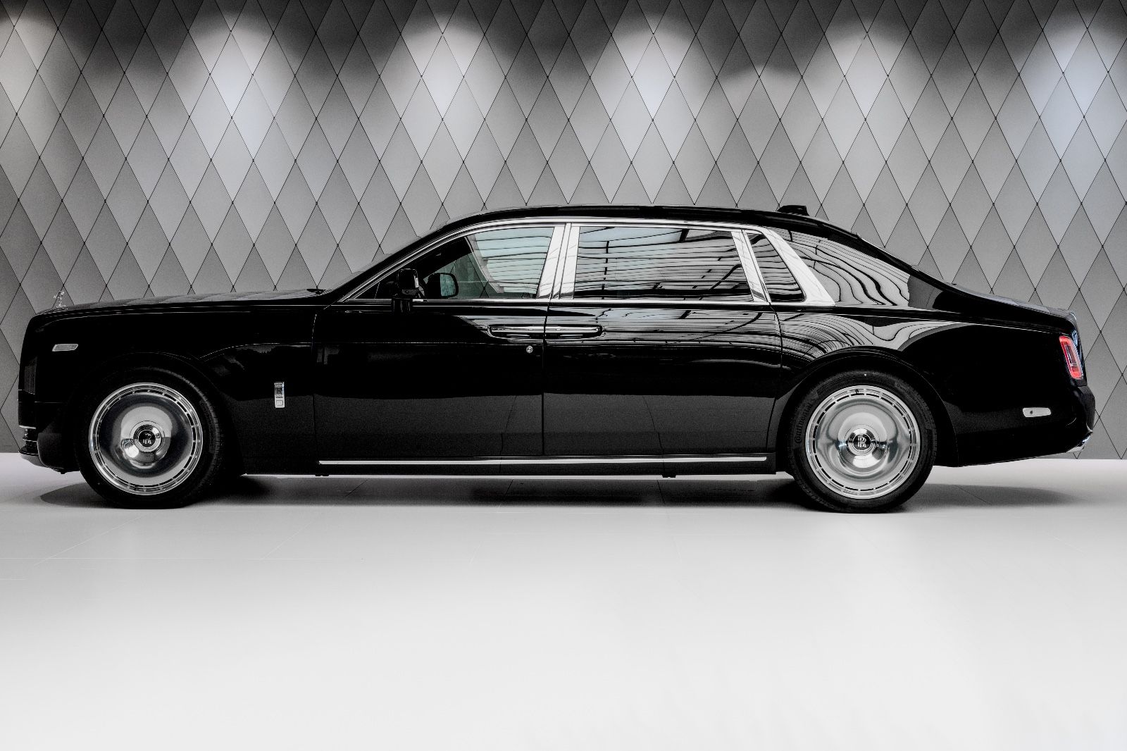 2024 Rolls-Royce Phantom EWB, 4/20