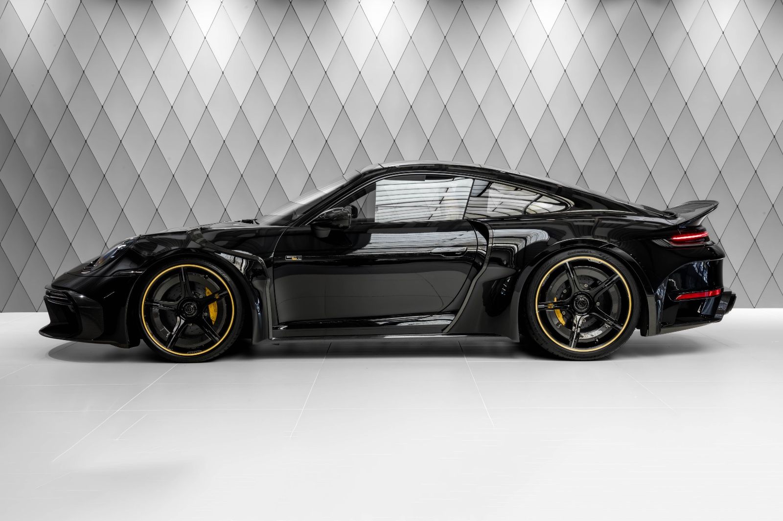 2024 BRABUS 900 Rocket R, 4/20