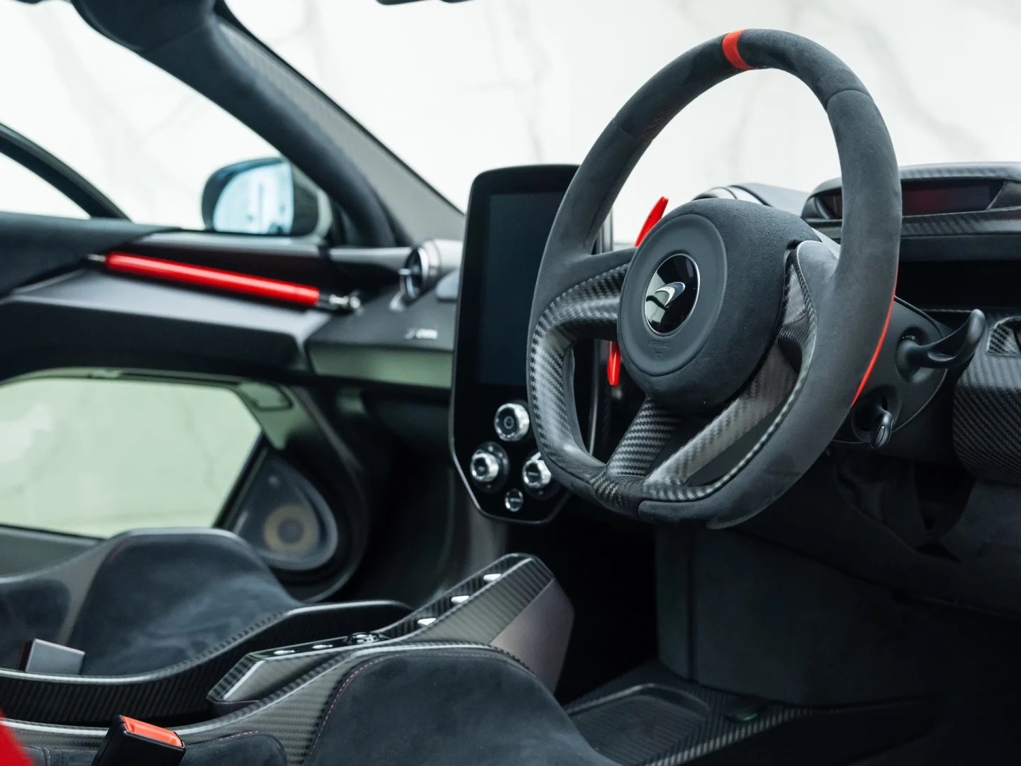 2019 McLaren Senna, 36/40