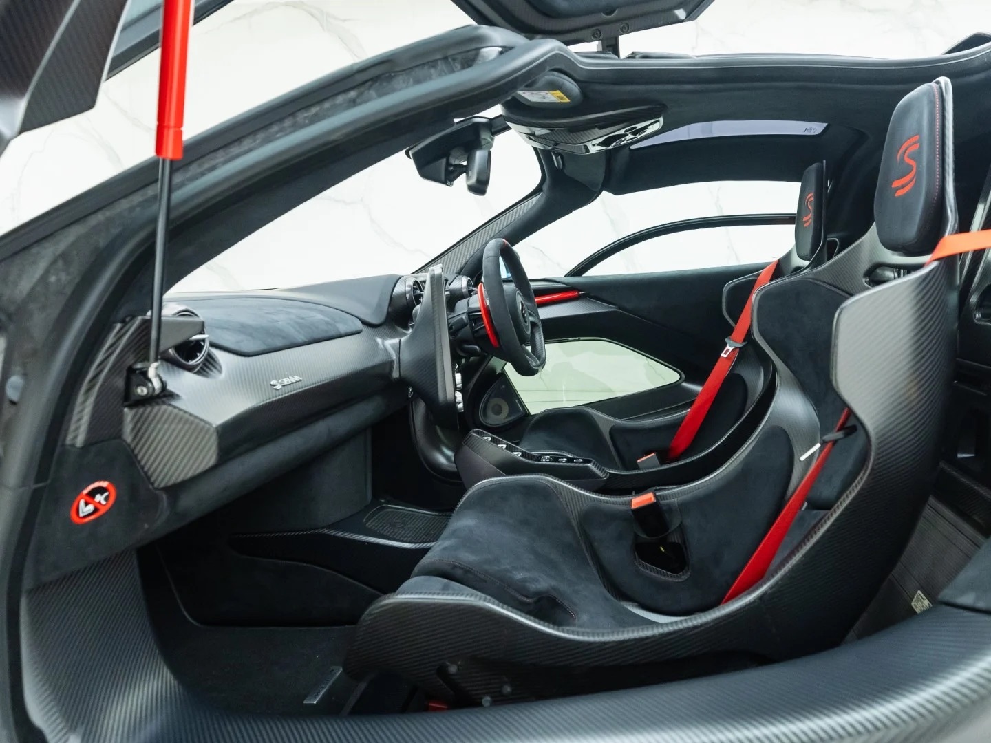 2019 McLaren Senna, 39/40