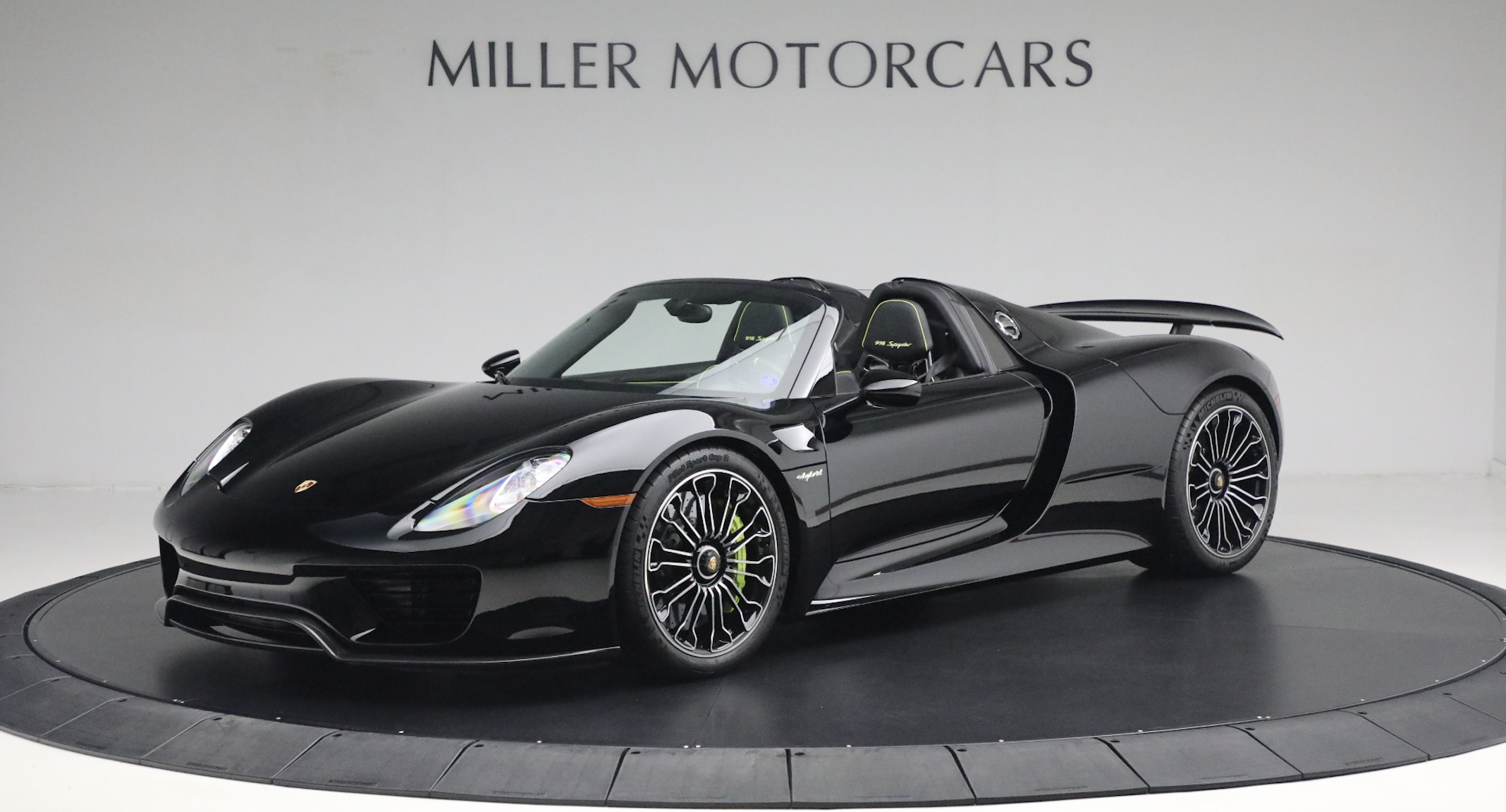 2015 Porsche 918 Spyder