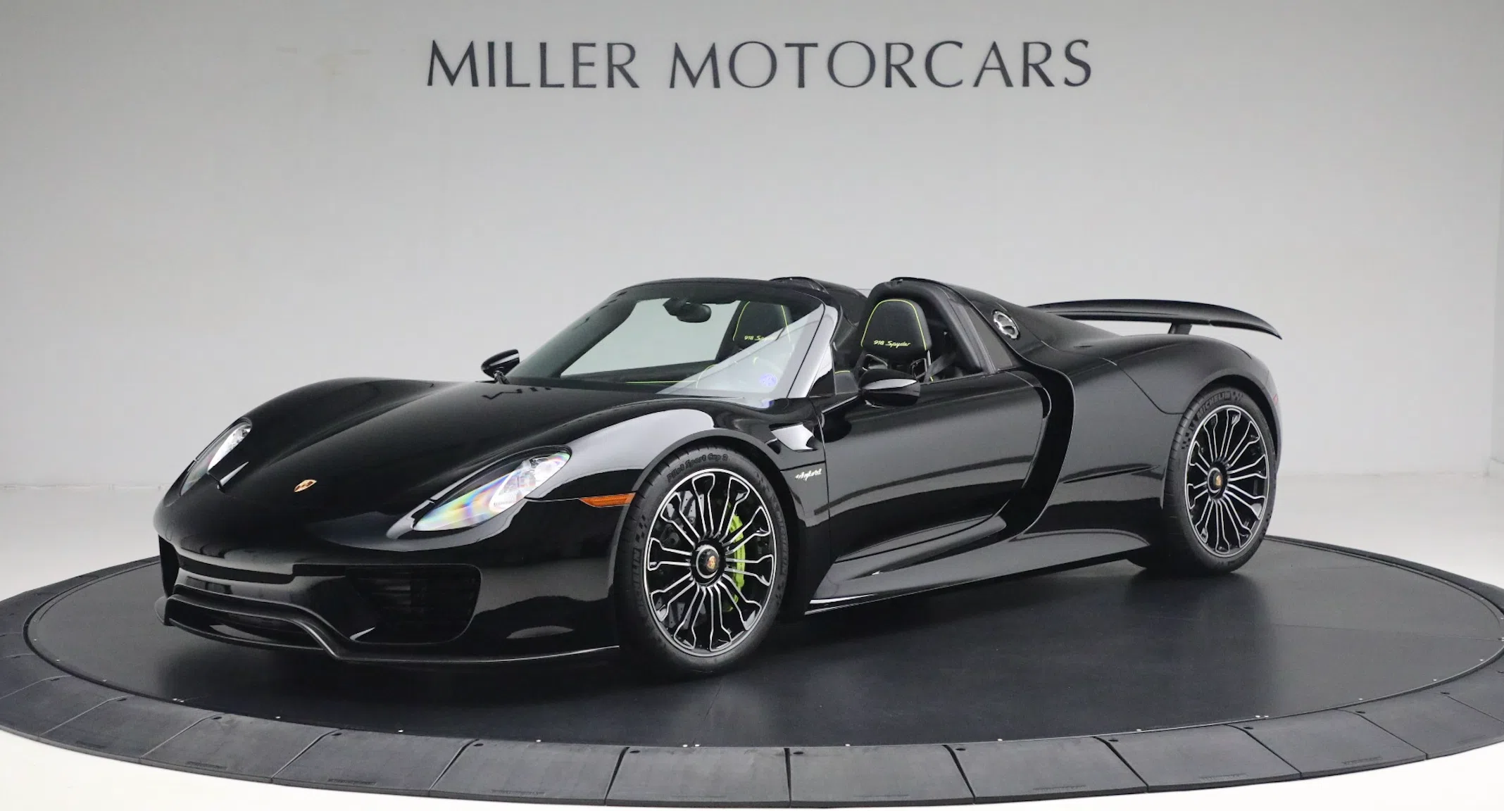 2015 Porsche 918 Spyder