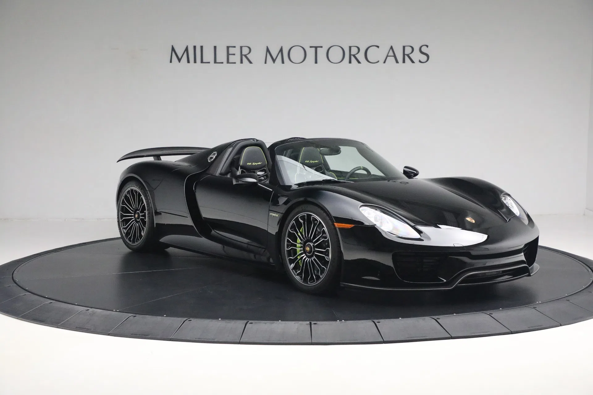 2015 Porsche 918 Spyder for sale, exterior, Onyx Black