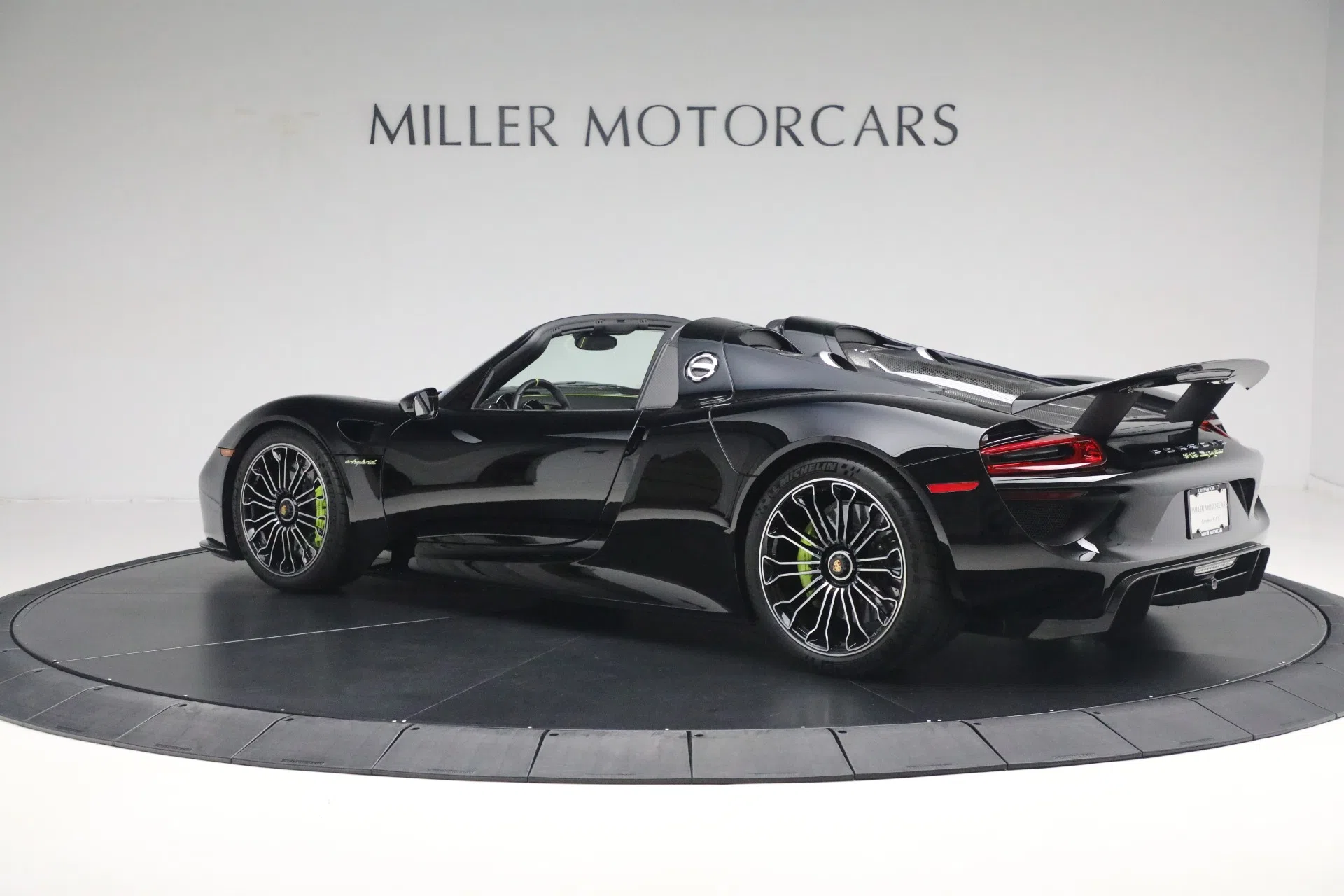 2015 Porsche 918 Spyder for sale, exterior, Onyx Black