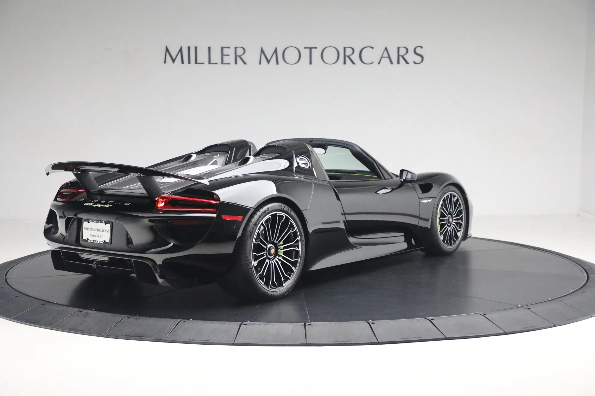 2015 Porsche 918 Spyder for sale, exterior, Onyx Black
