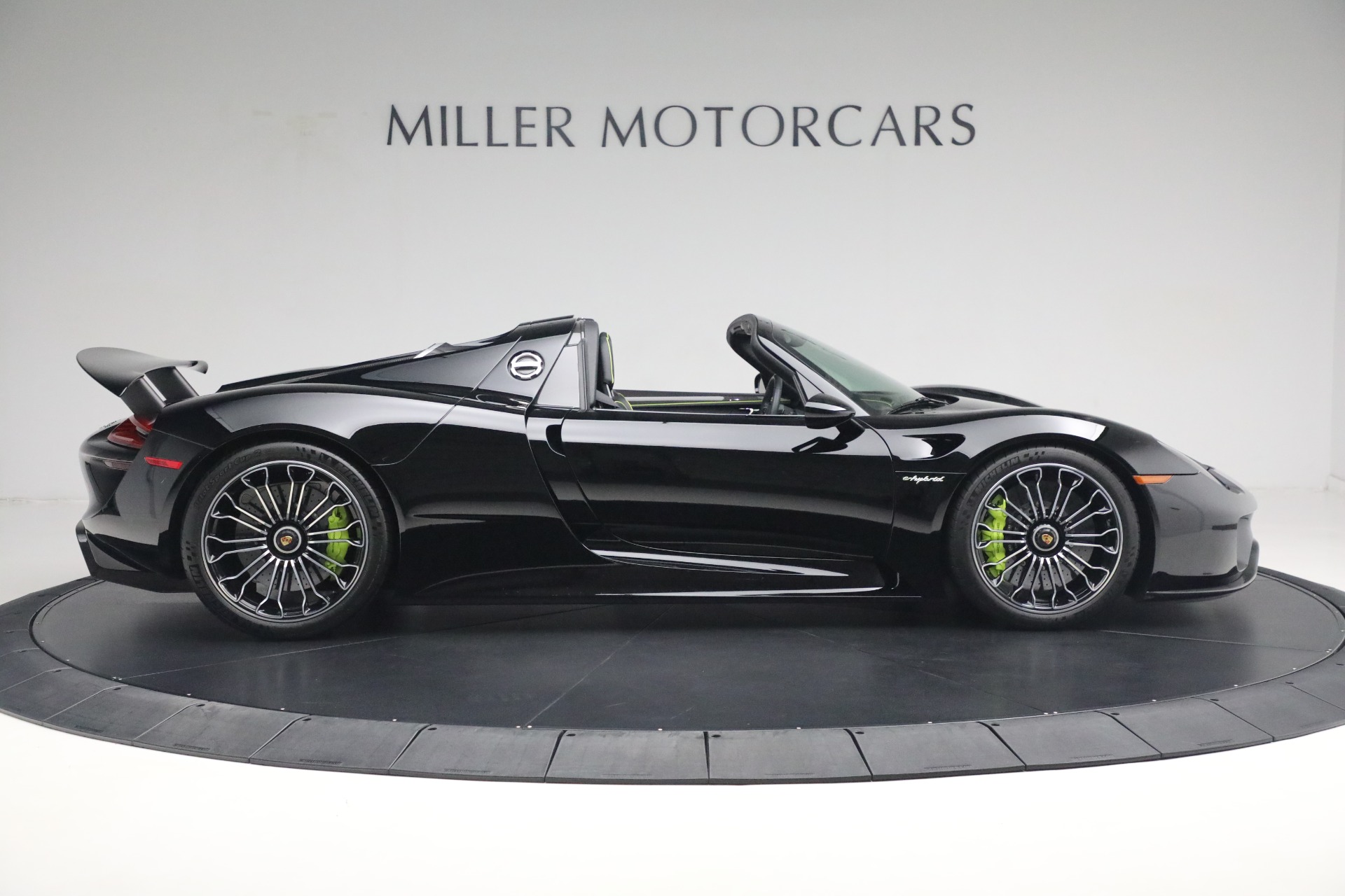 2015 Porsche 918 Spyder, 5/20