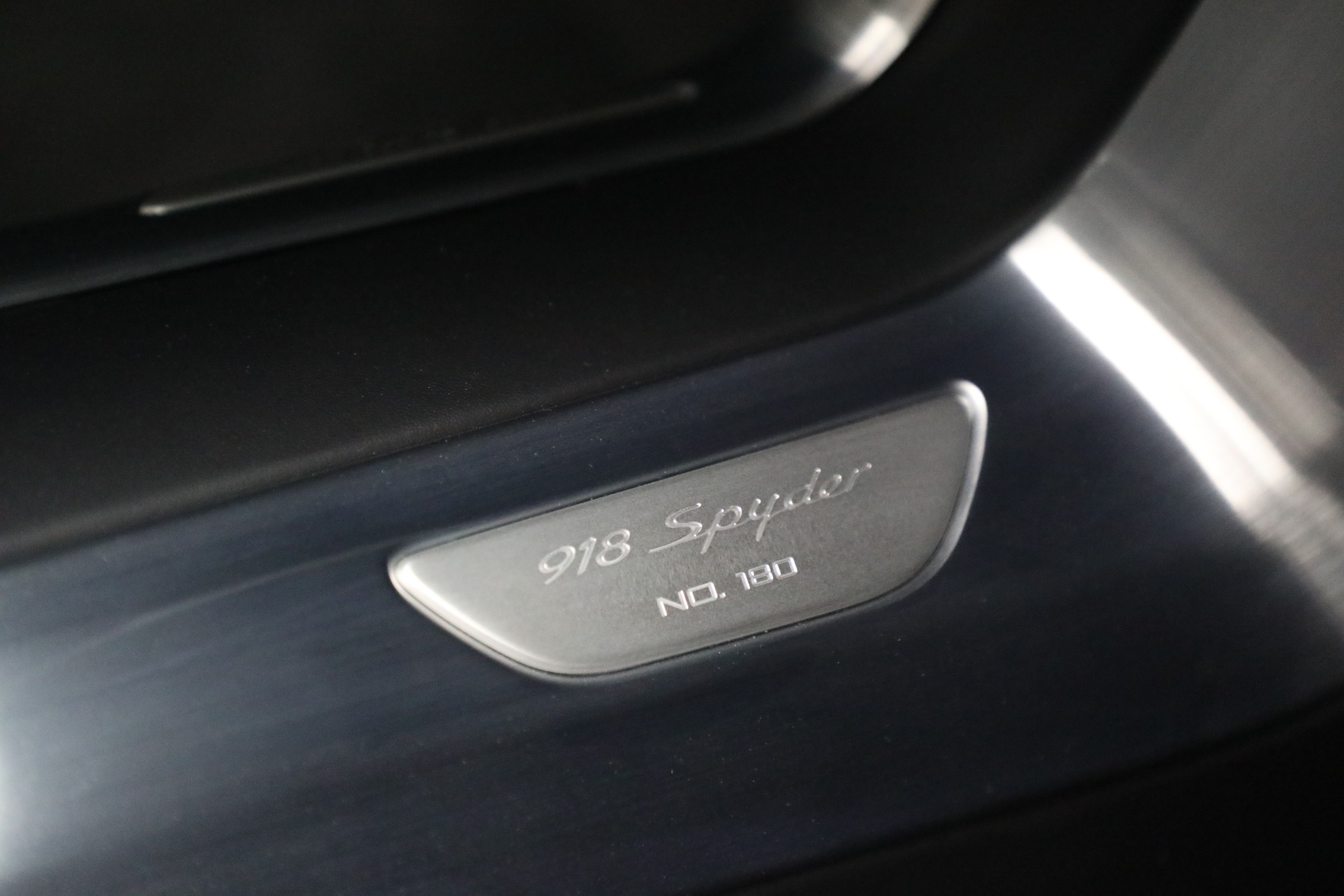 2015 Porsche 918 Spyder, 13/20