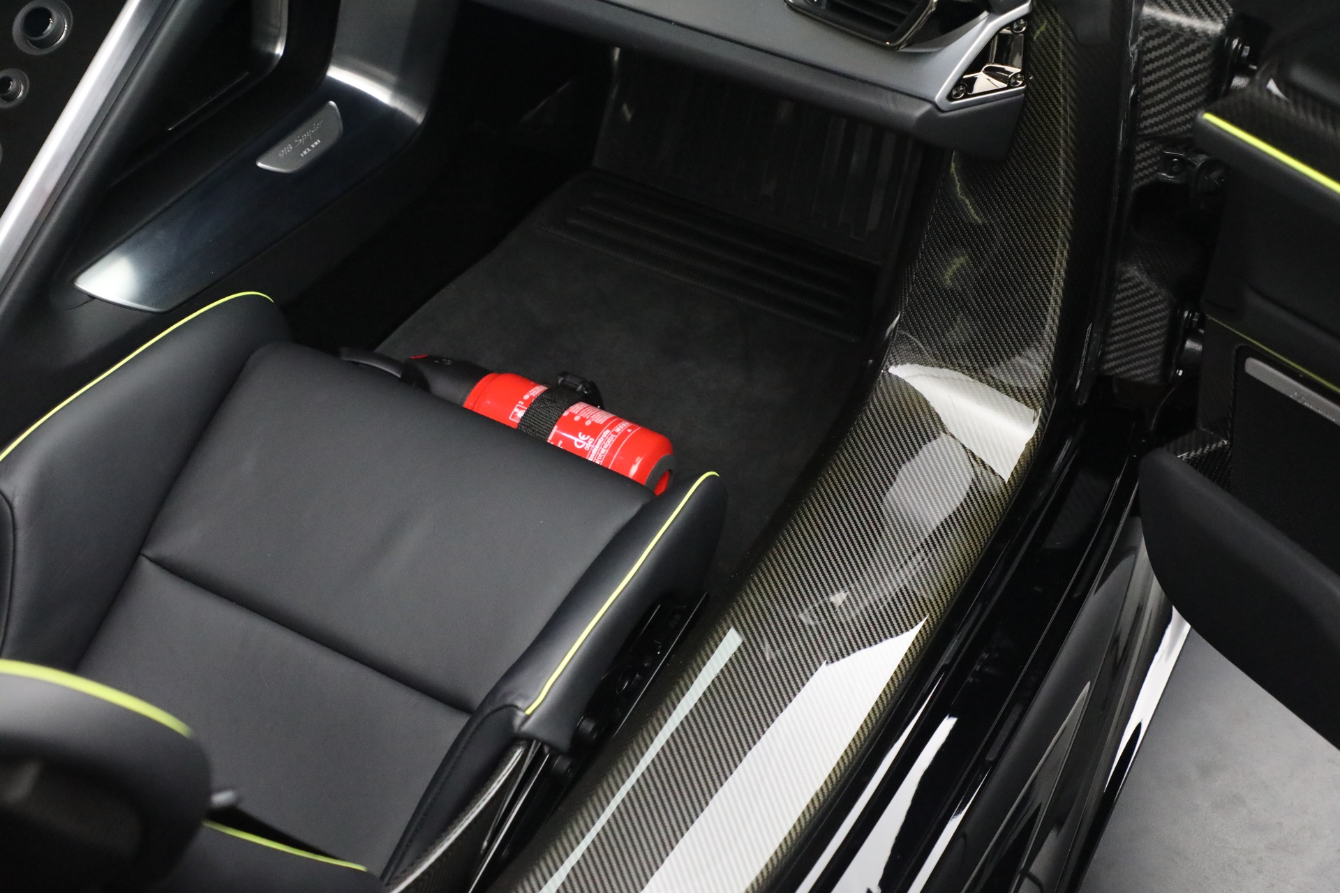 2015 Porsche 918 Spyder, 14/20