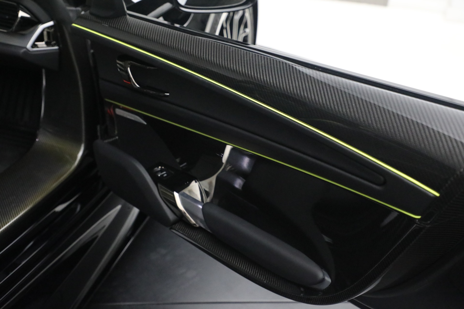2015 Porsche 918 Spyder, 15/20