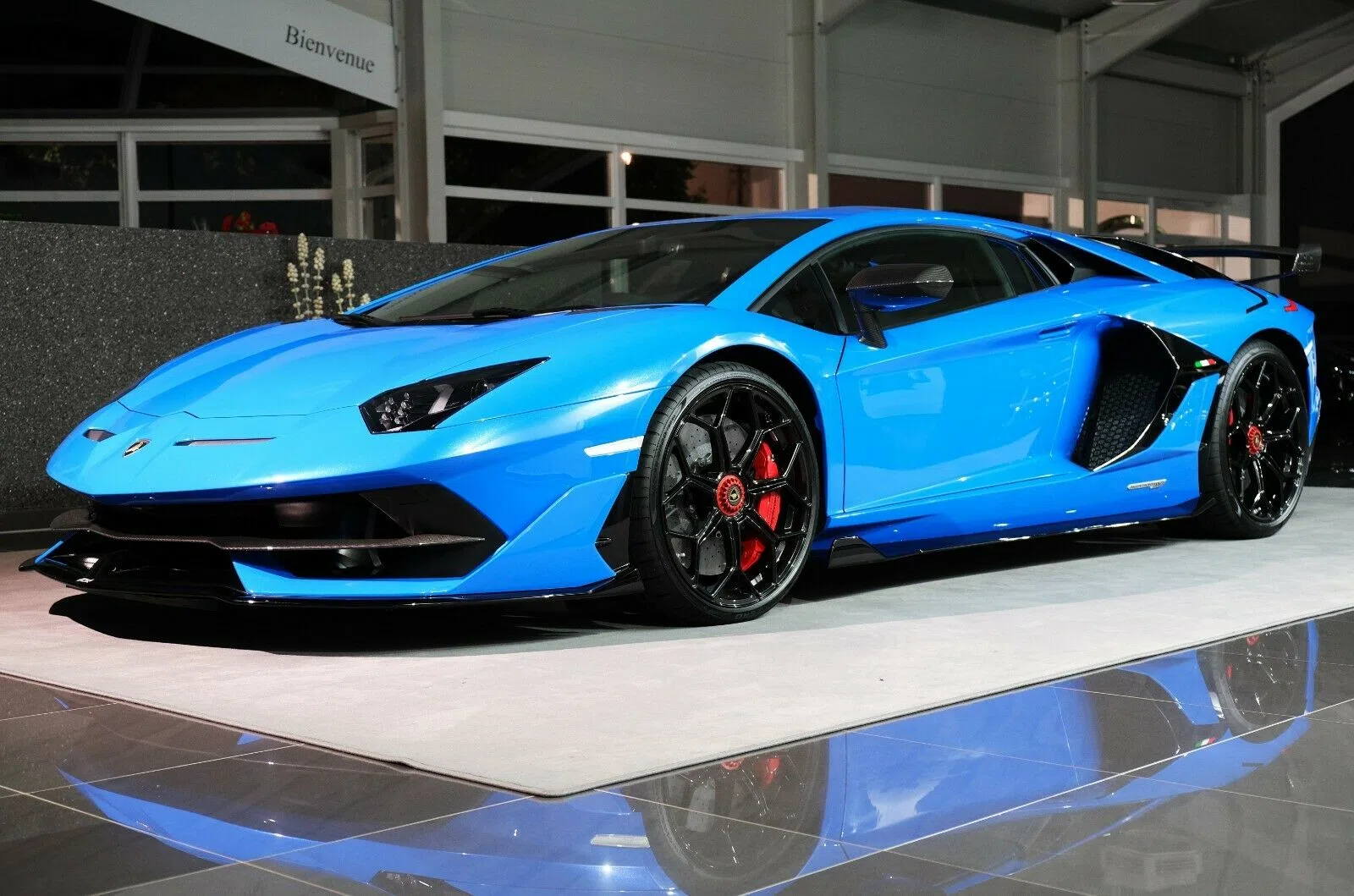 2019 Lamborghini Aventador SVJ