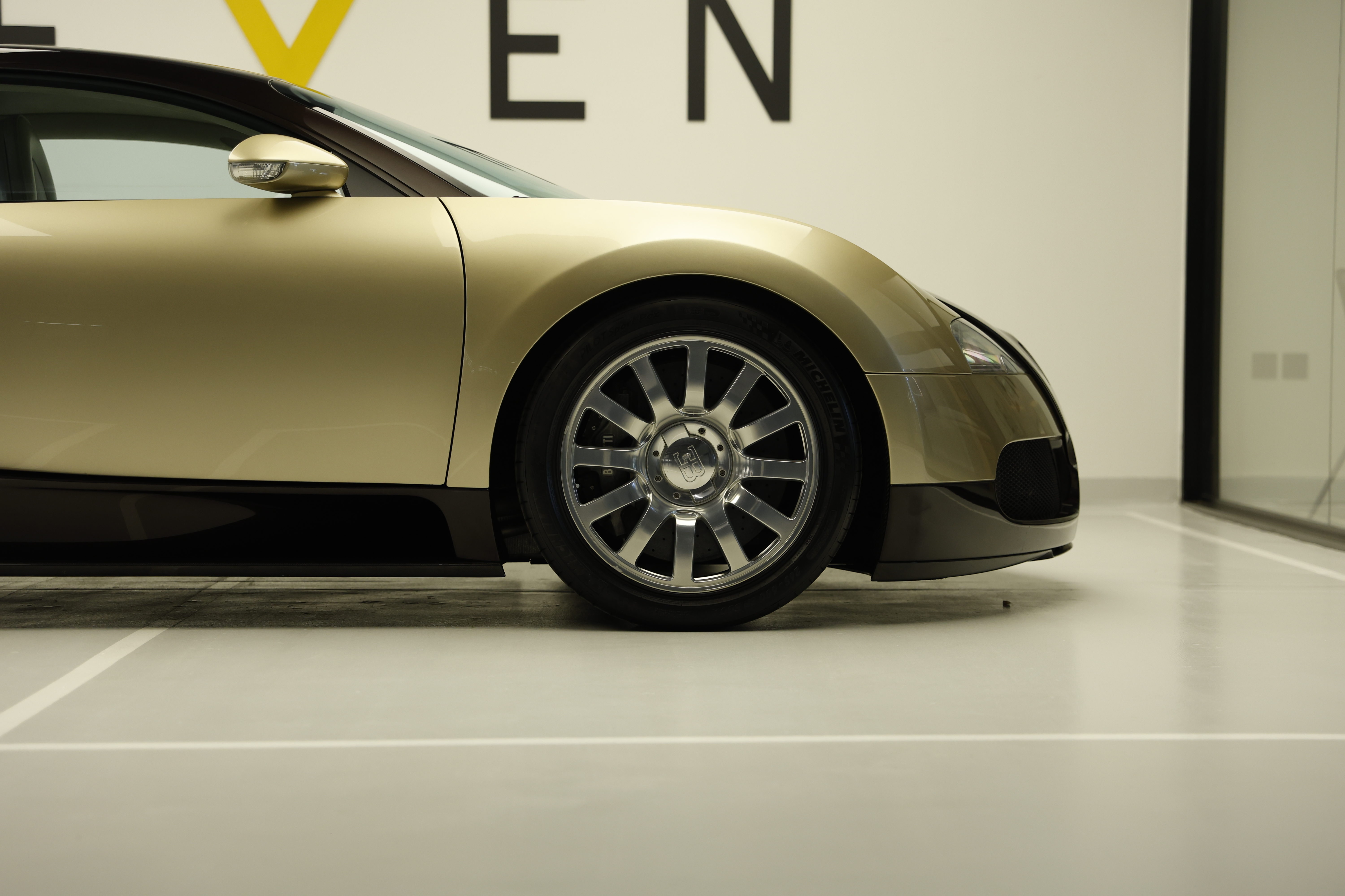 2008 Bugatti Veyron, 9/18