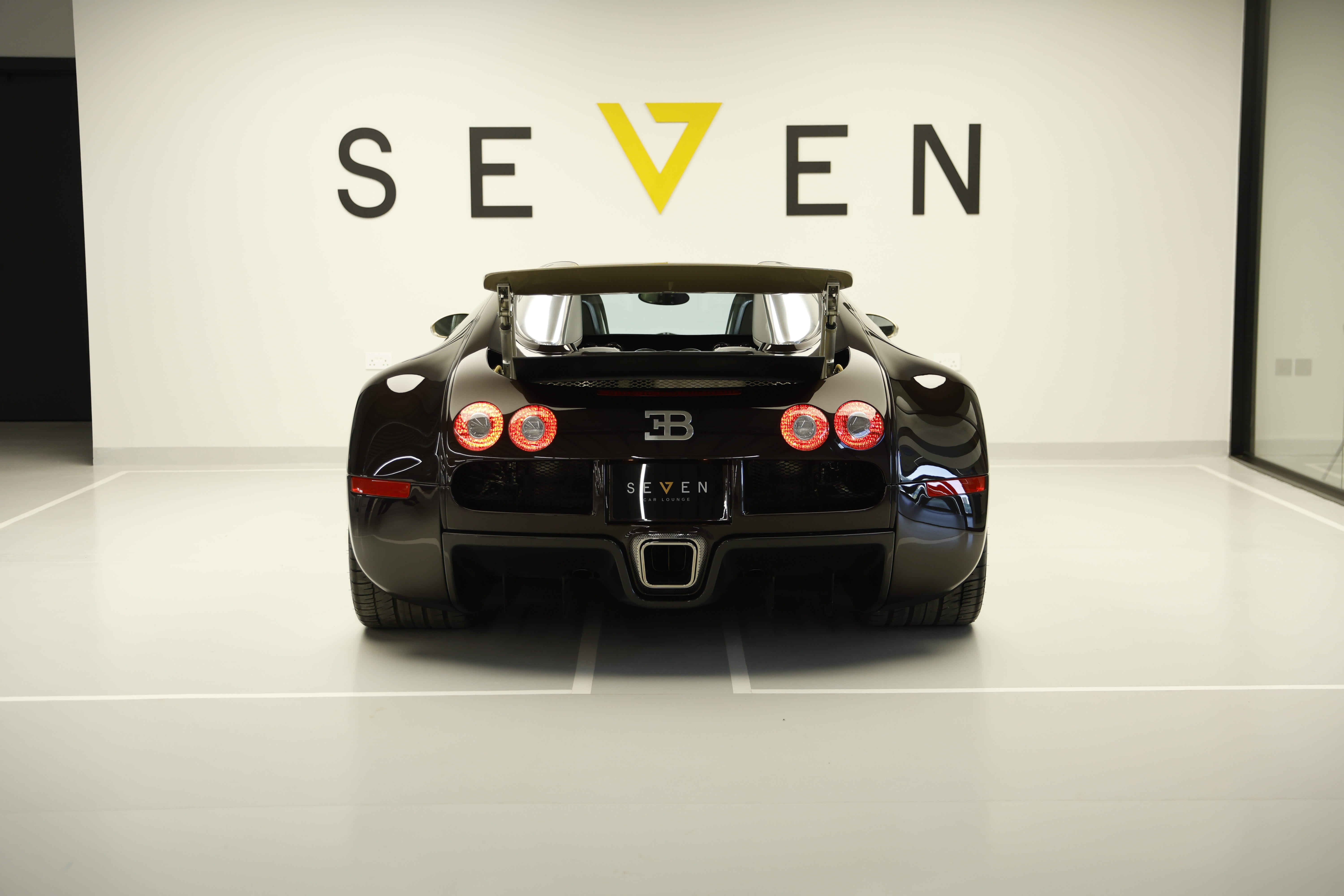 2008 Bugatti Veyron, 12/18