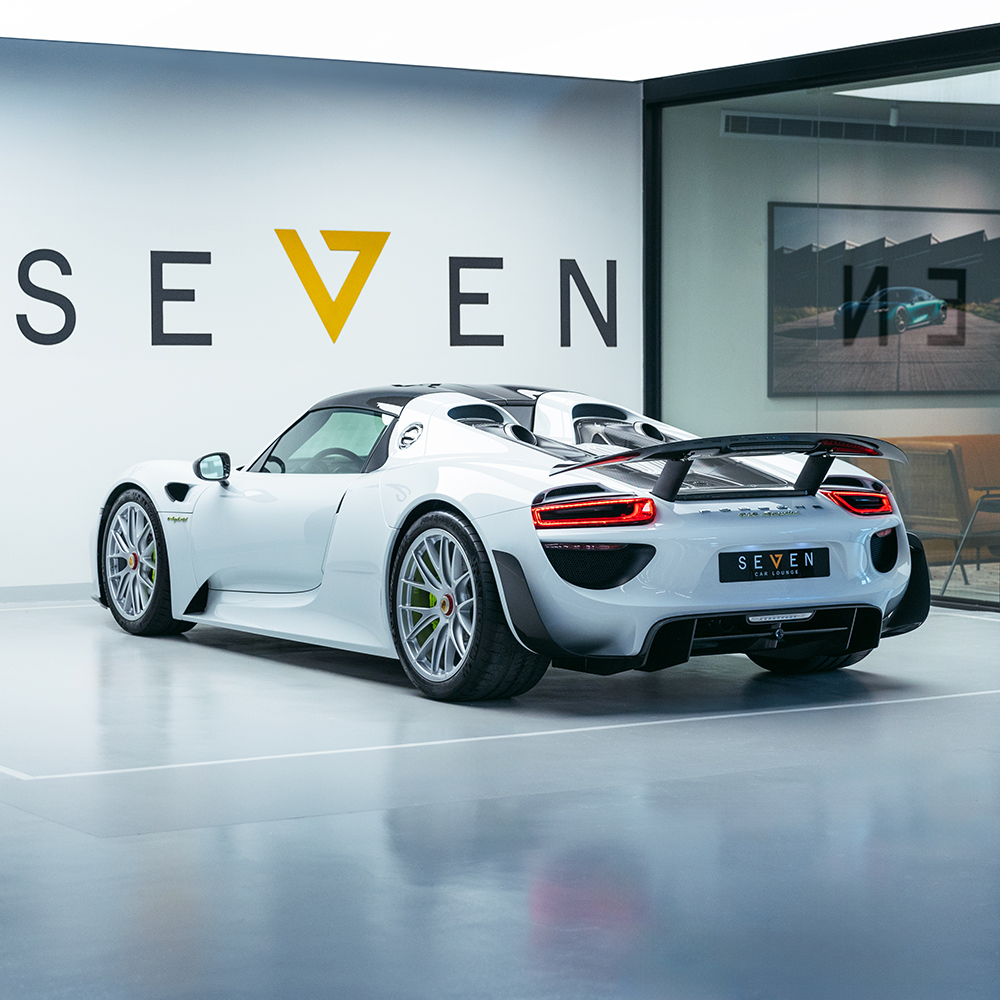 2015 Porsche 918 Spyder, 7/16