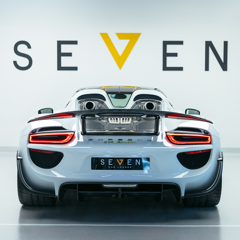 2015 Porsche 918 Spyder, 11/16