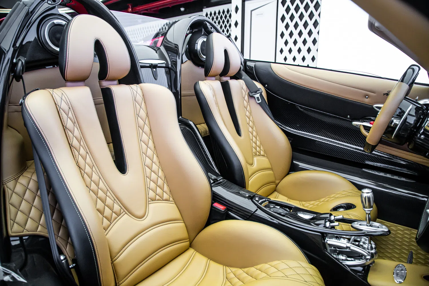 2020 Pagani Huayra Roadster interior, seats