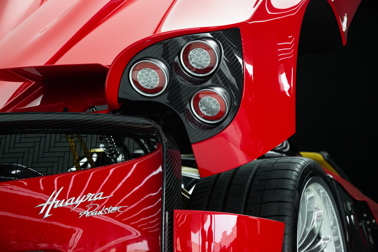 2020 Pagani Huayra Roadster, 18/20