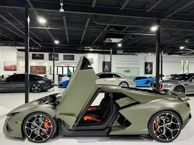 2024 Lamborghini Revuelto for sale, exterior