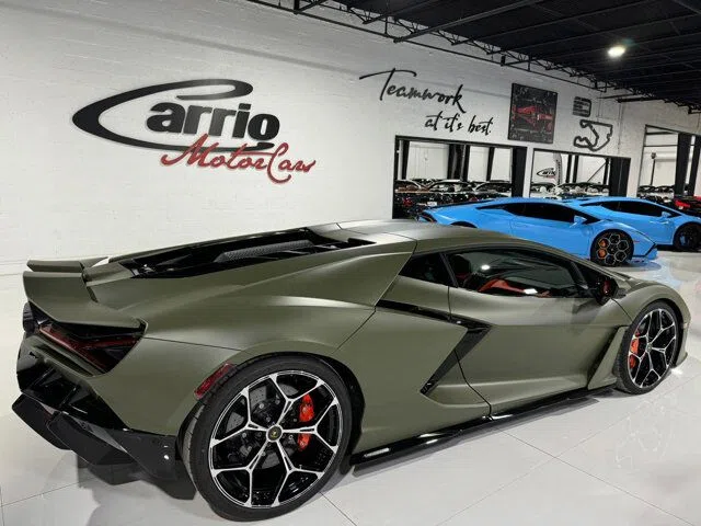 2024 Lamborghini Revuelto for sale, photo 15 of 16