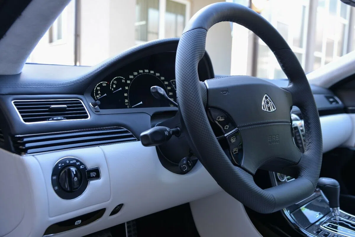 2008 Maybach 57 S Xenatec Coupé interior, Grau