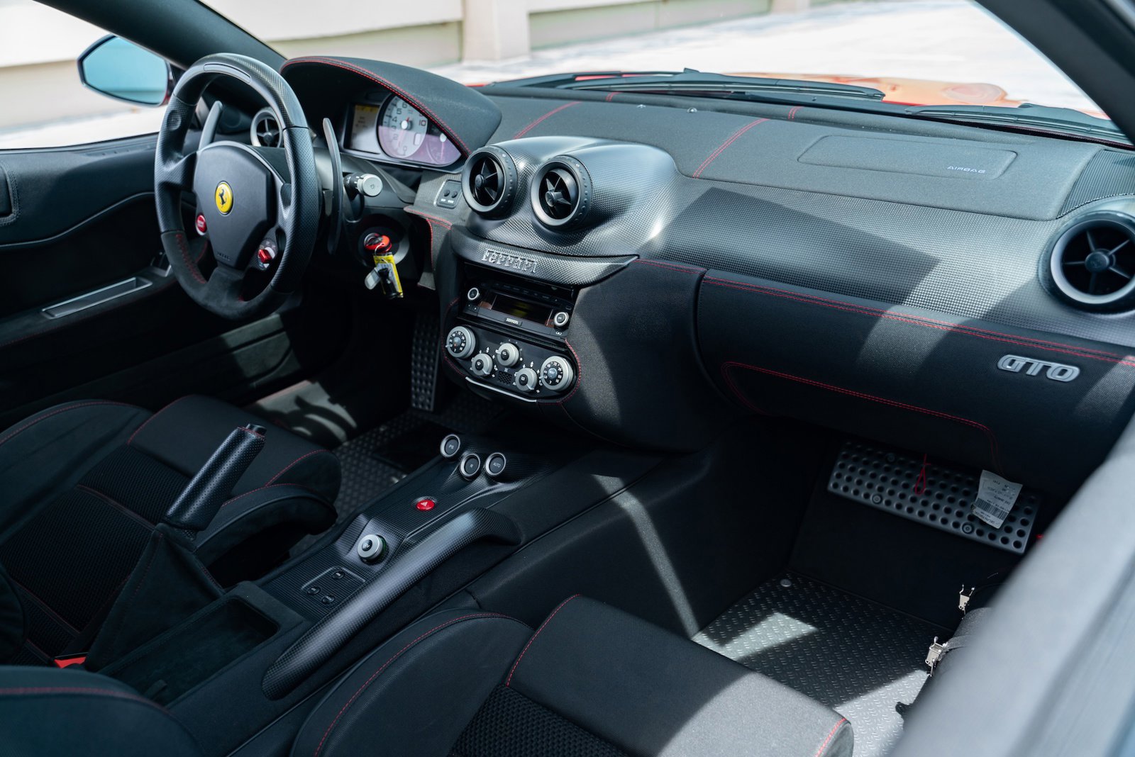 2011 Ferrari 599 GTO, 3/20