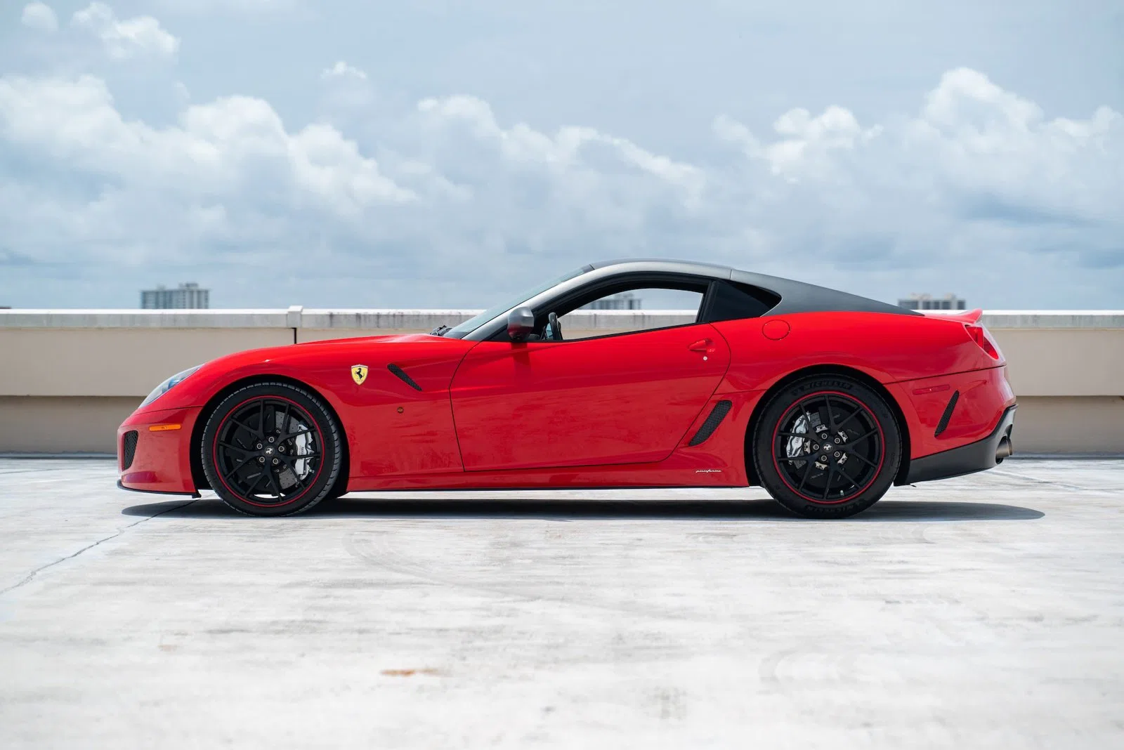 2011 Ferrari 599 GTO, side profile, Red