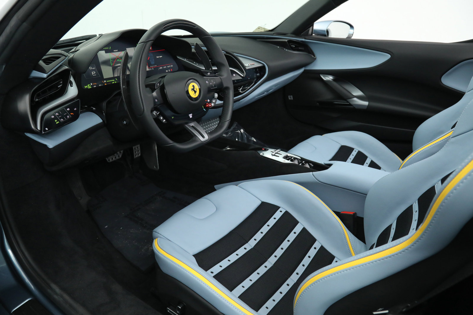 2023 Ferrari SF90 Spider, 3/20