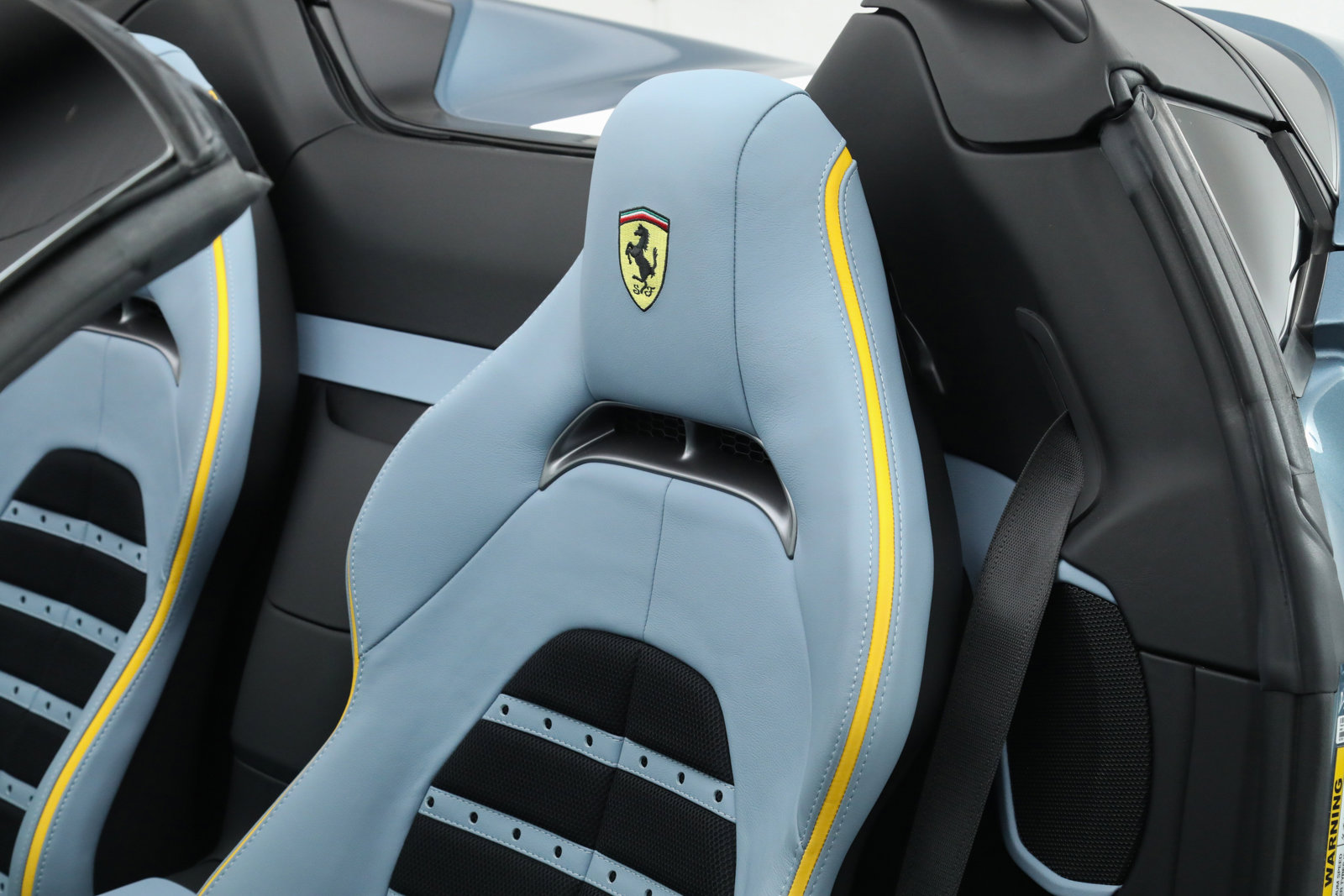 2023 Ferrari SF90 Spider, 6/20