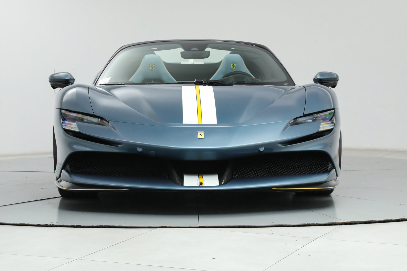 2023 Ferrari SF90 Spider, 11/20