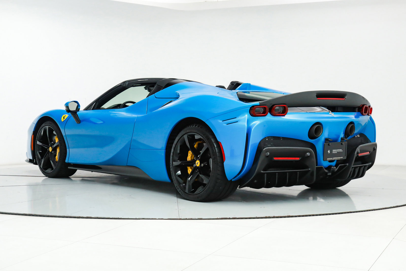 2023 SF90 Spider, 2/17