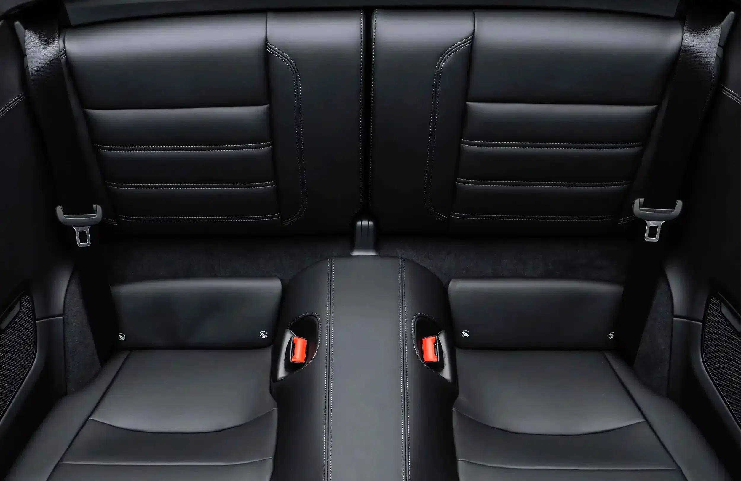 2024 Porsche 911 Turbo S Cabriolet interior, seats