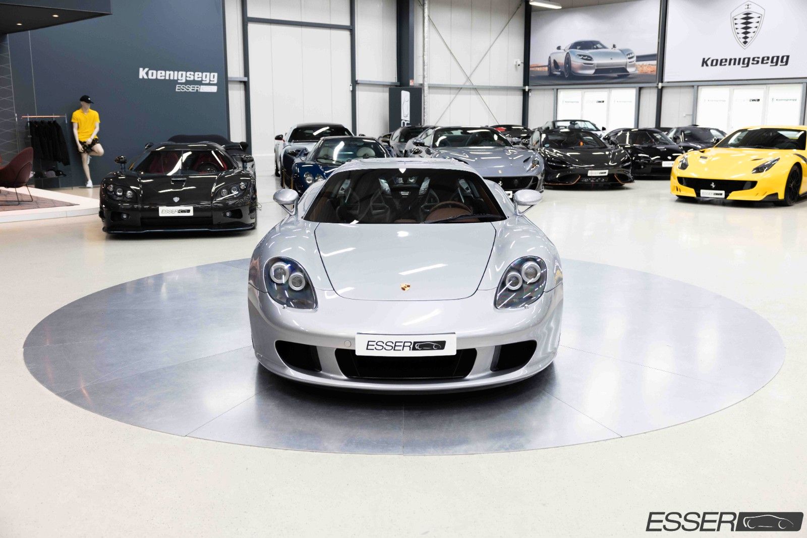 2004 Porsche Carrera GT, 4/20
