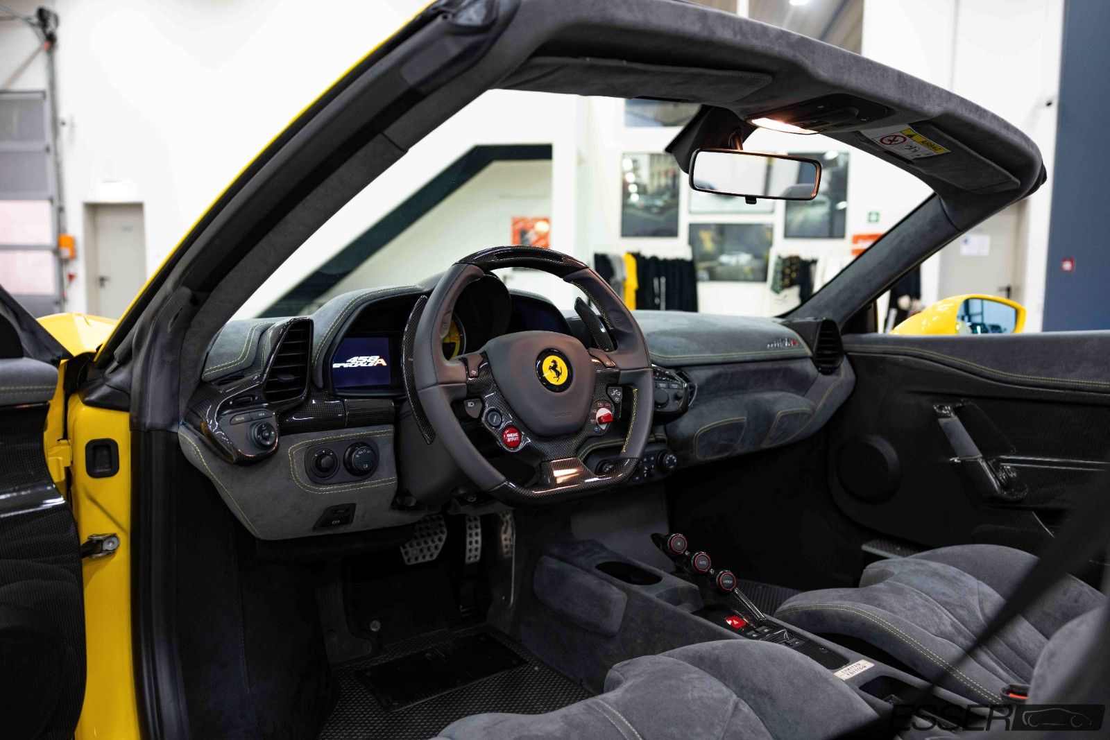 2015 Ferrari 458 Speciale A, 8/24