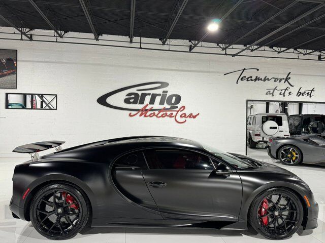 2019 Bugatti Chiron, 2/24