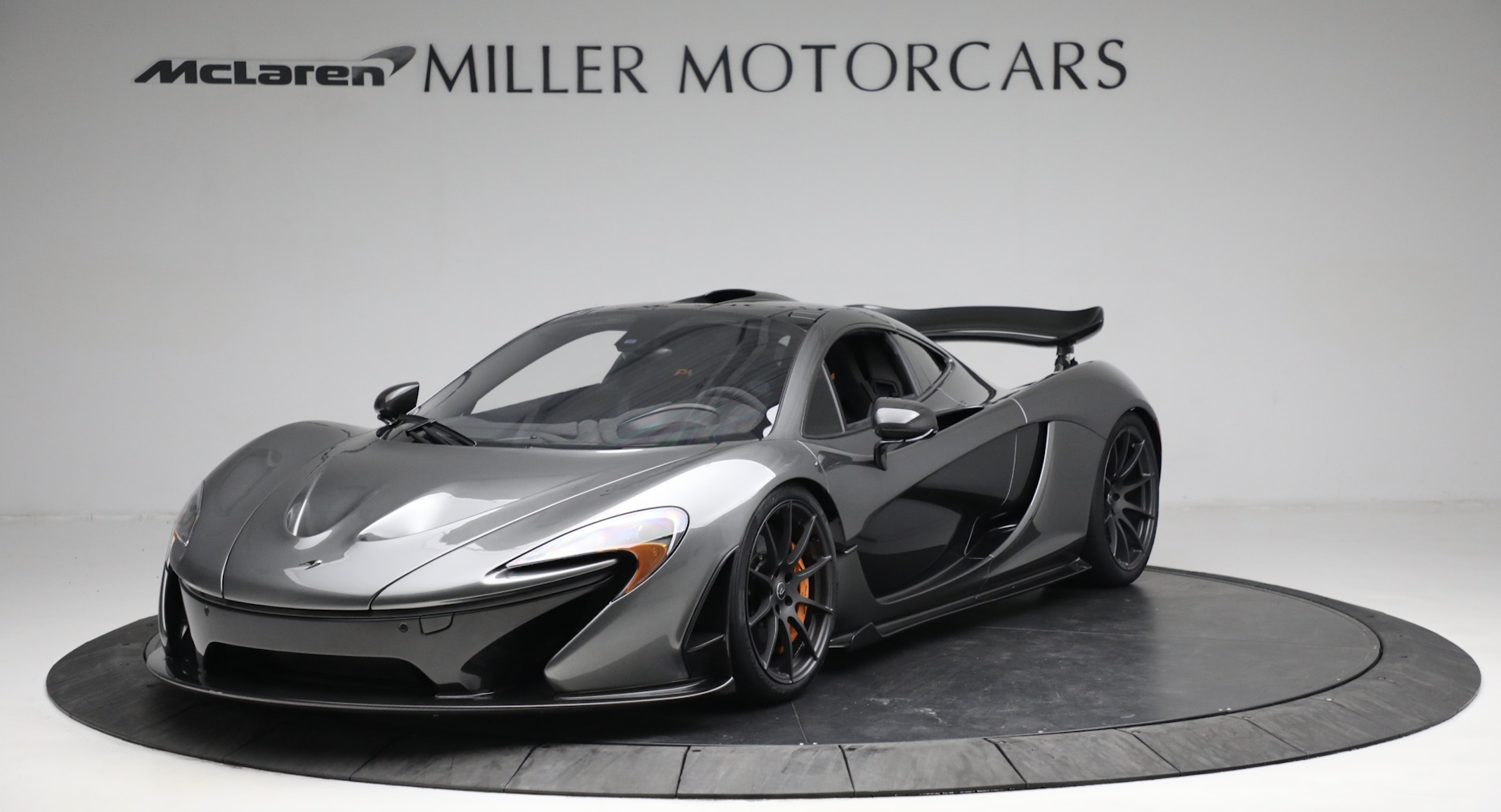 2015 McLaren P1