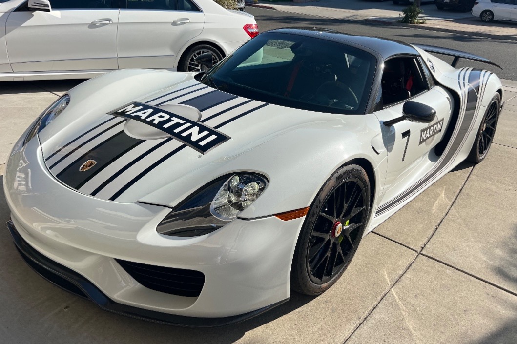 2015 Porsche 918 Spyder, 3/17