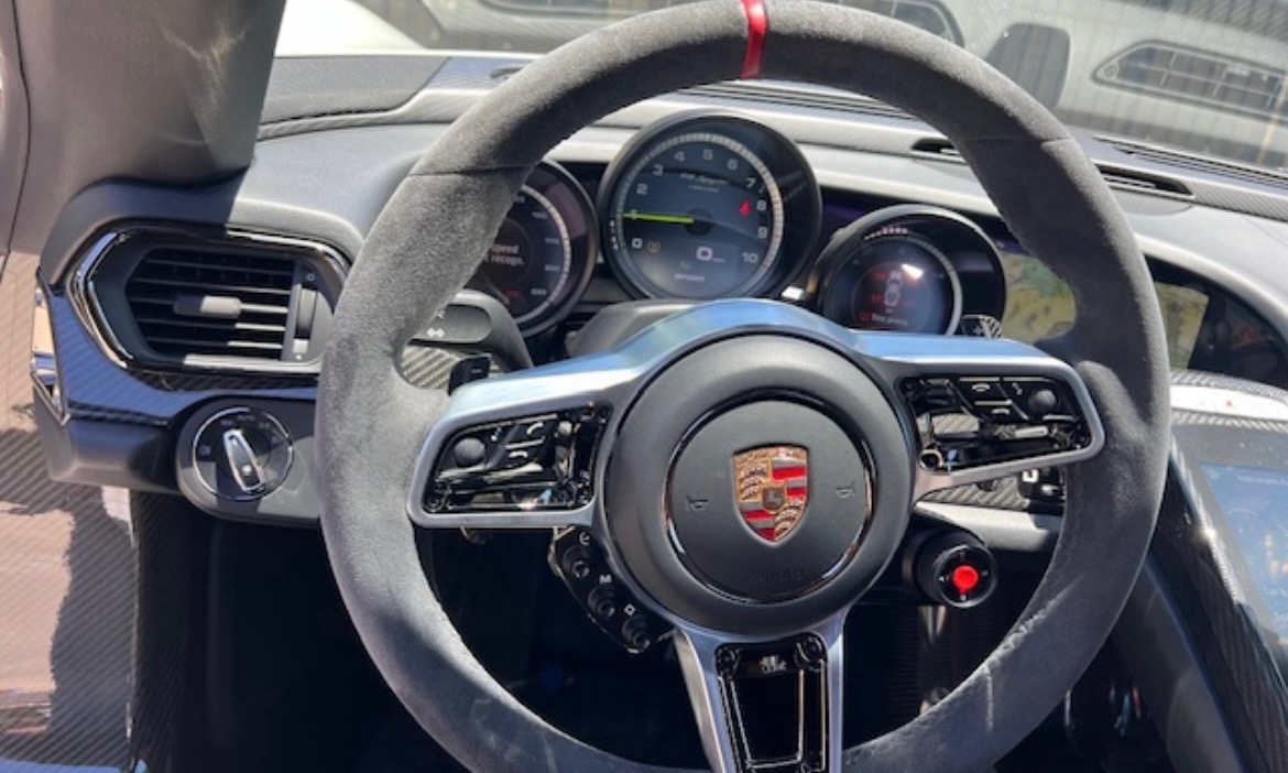 2015 Porsche 918 Spyder, 12/17