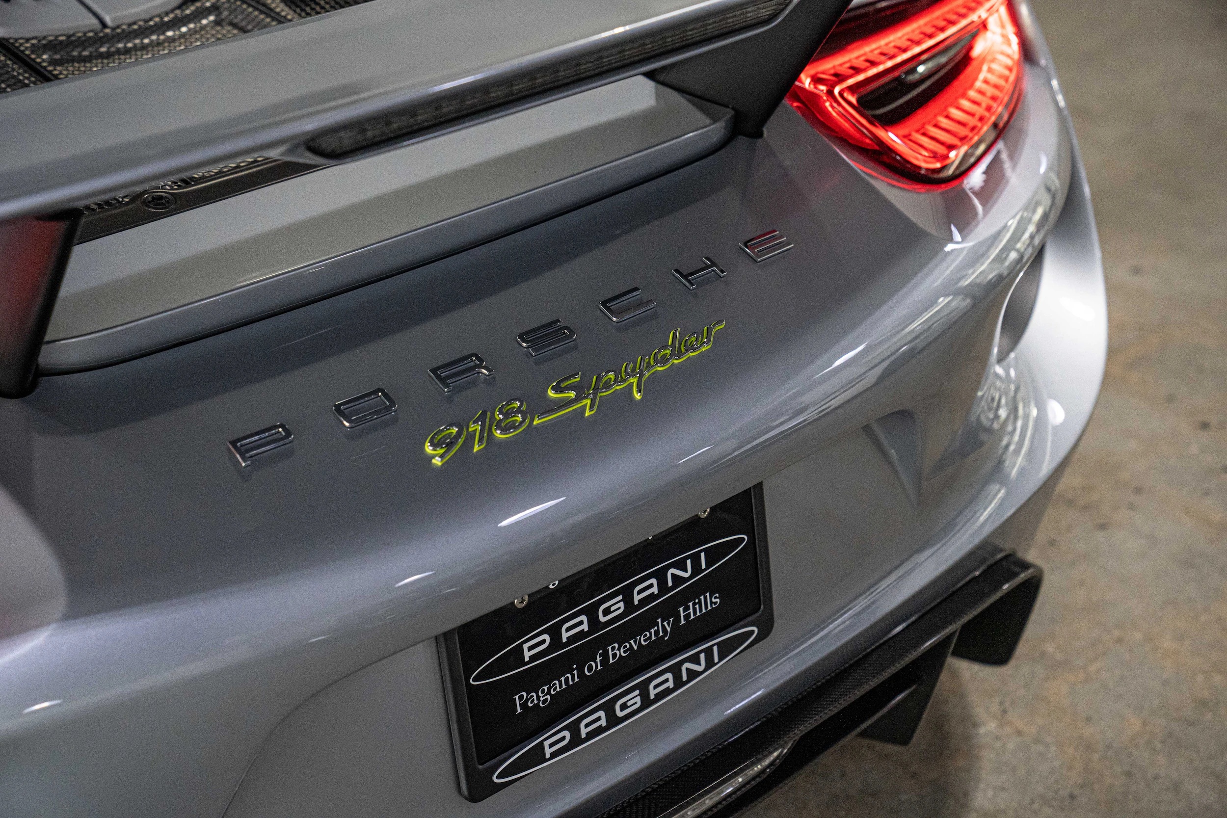 2015 Porsche 918 Spyder, 3/13