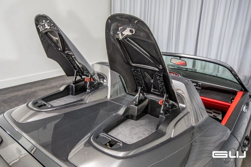1995 Porsche 911 Remastered by Gunther Werks interior