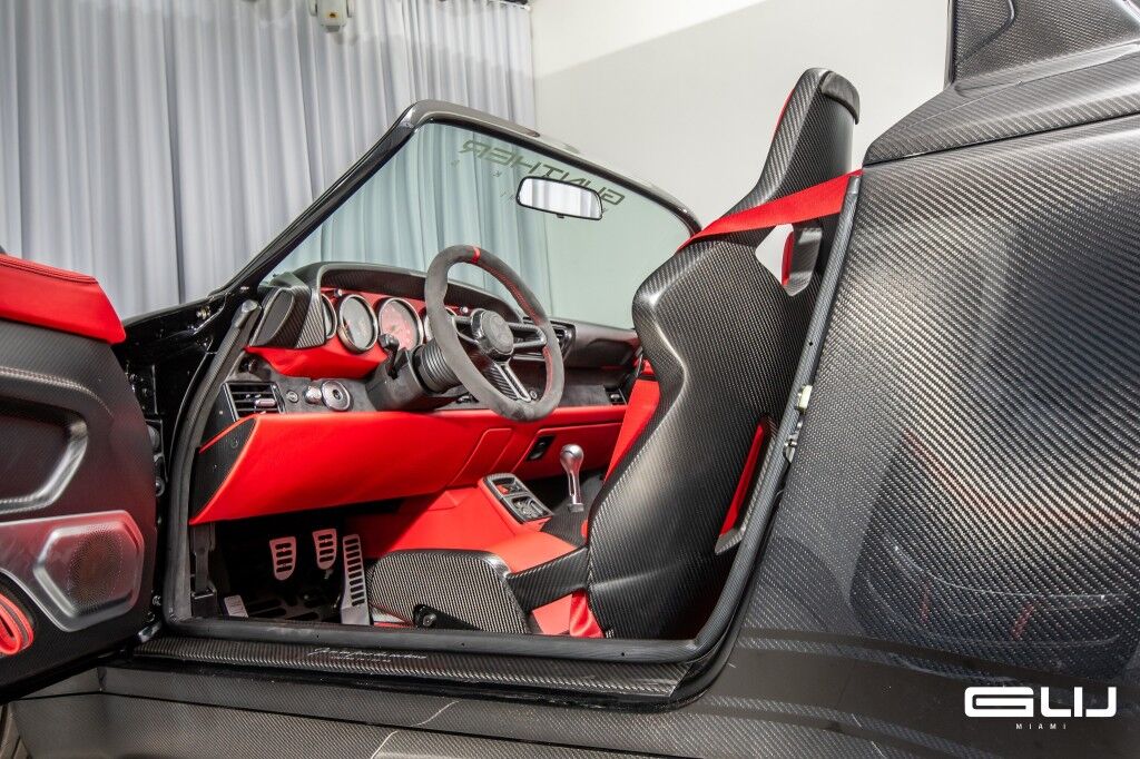 1995 Porsche 911 Remastered by Gunther Werks, 20/20