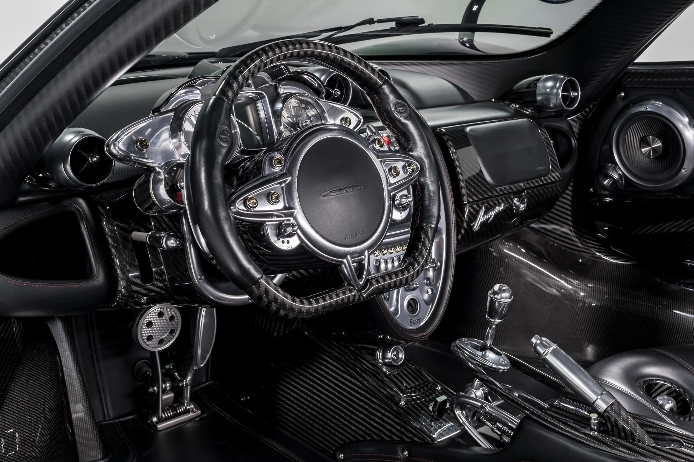 2014 Pagani Huayra Tempesta, 3/13