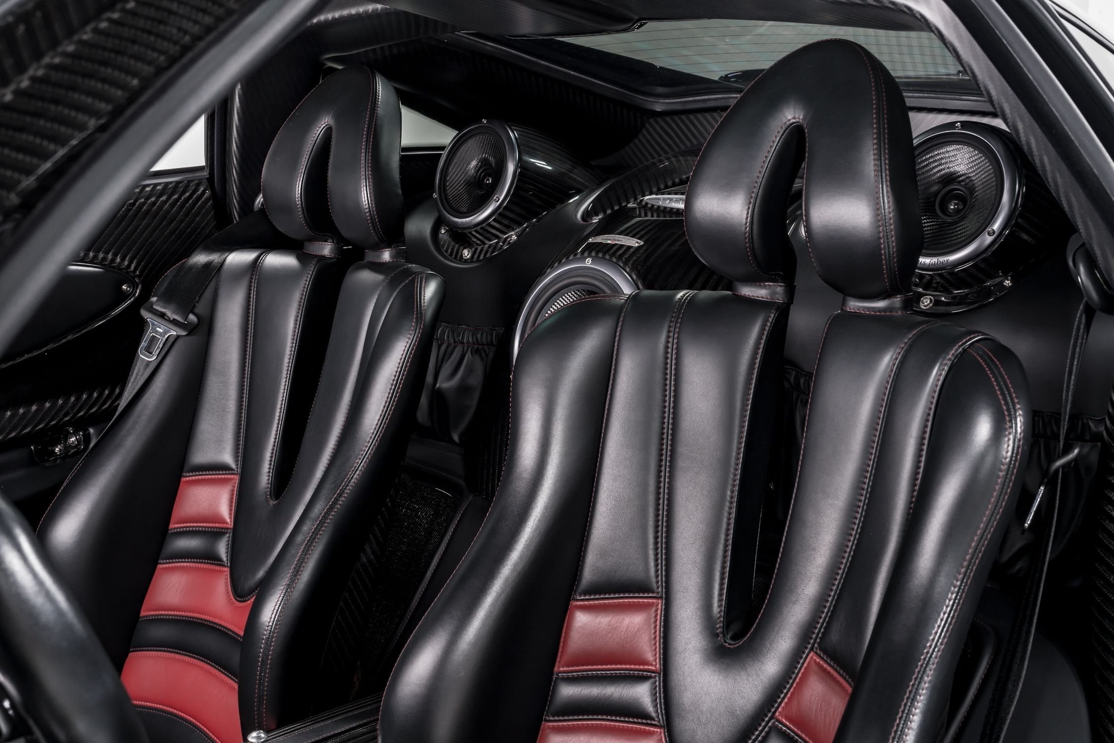2014 Pagani Huayra Tempesta, 6/13