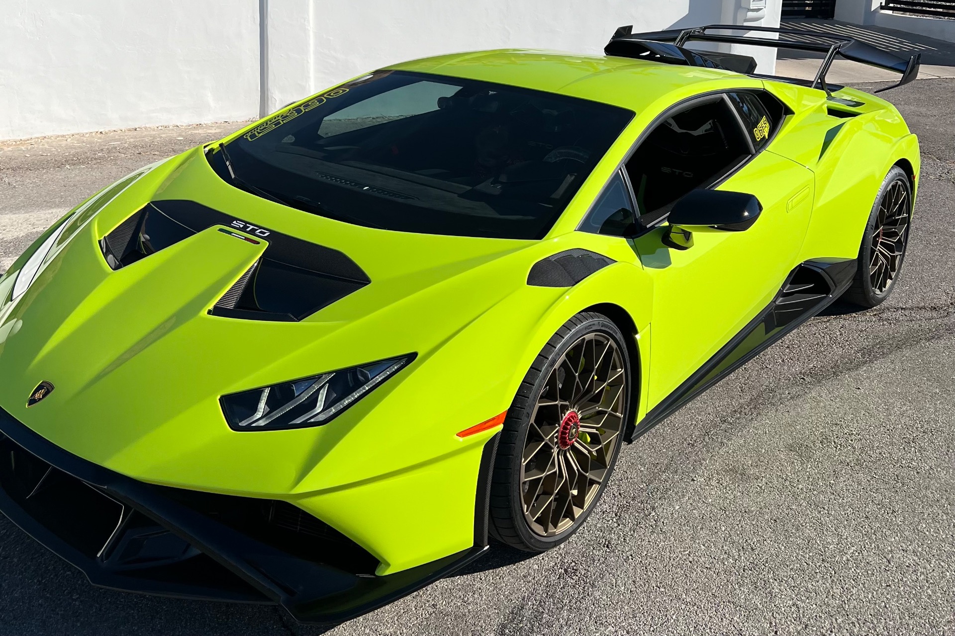 2023 Lamborghini Huracán STO, 2/13