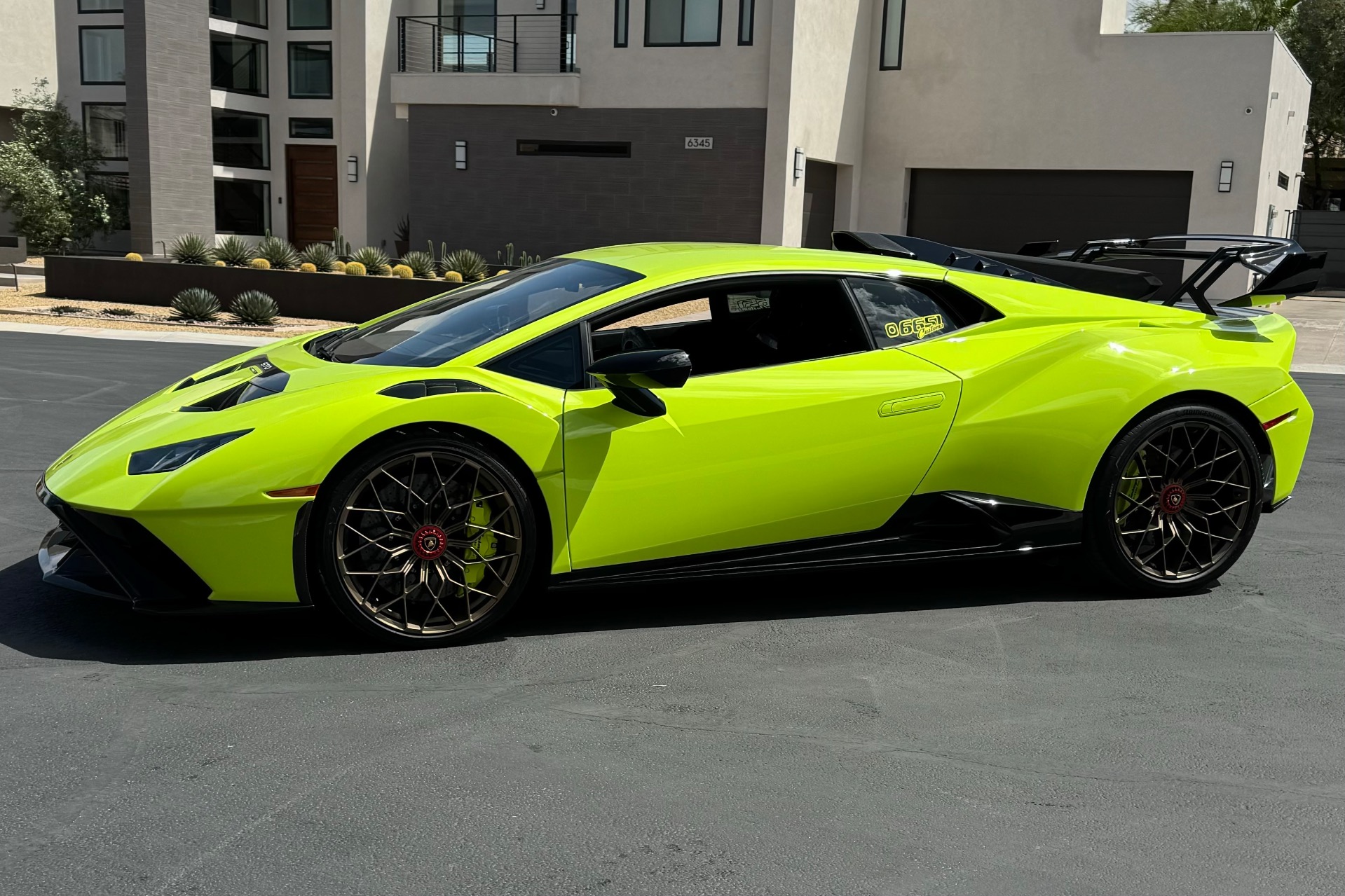 2023 Lamborghini Huracán STO, 7/13