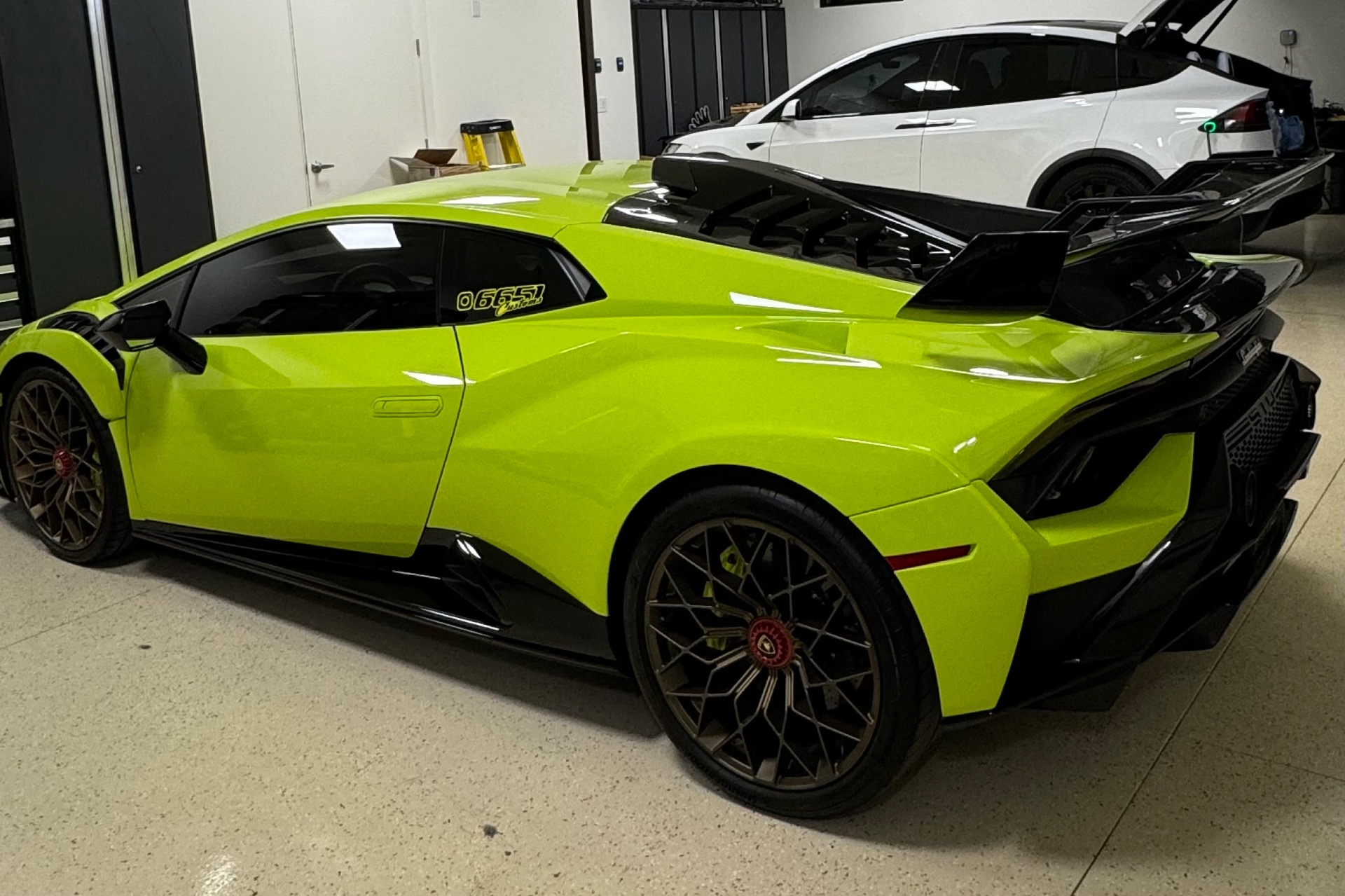 2023 Lamborghini Huracán STO, 10/13