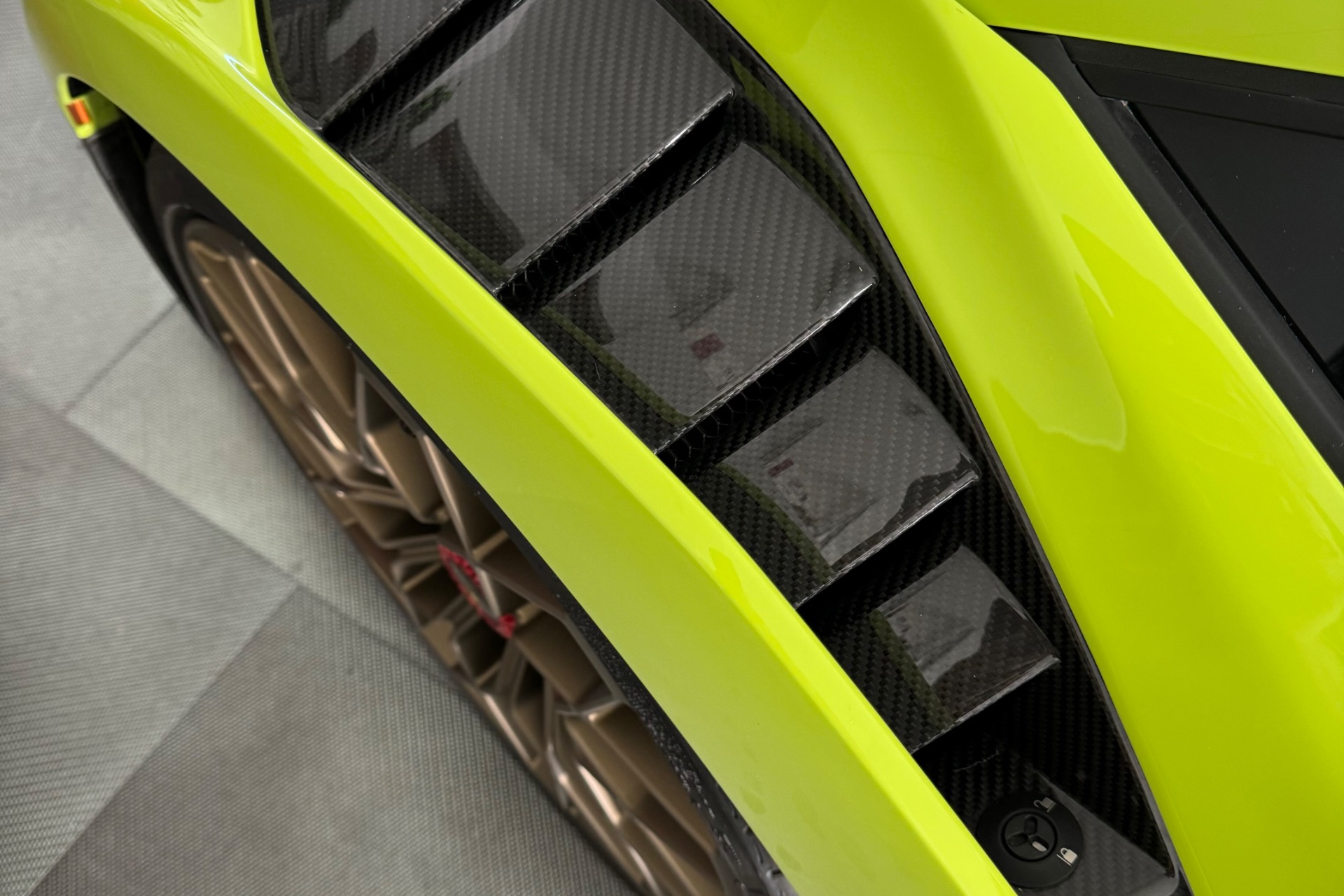 2023 Lamborghini Huracán STO, 11/13