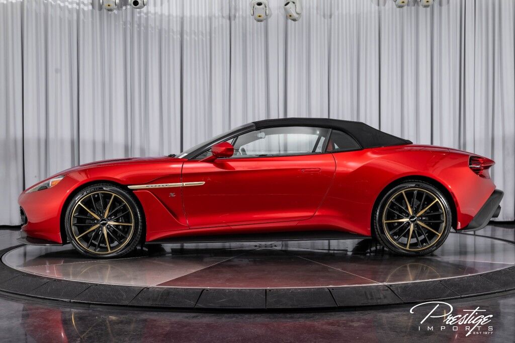 2018 Aston Martin Vanquish Zagato Volante, 3/28