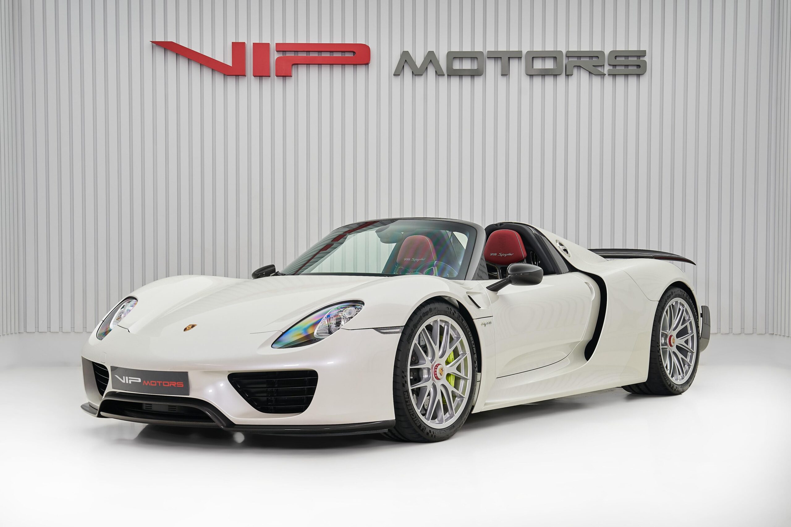 2015 Porsche 918 Spyder Weissach Package, 4/16