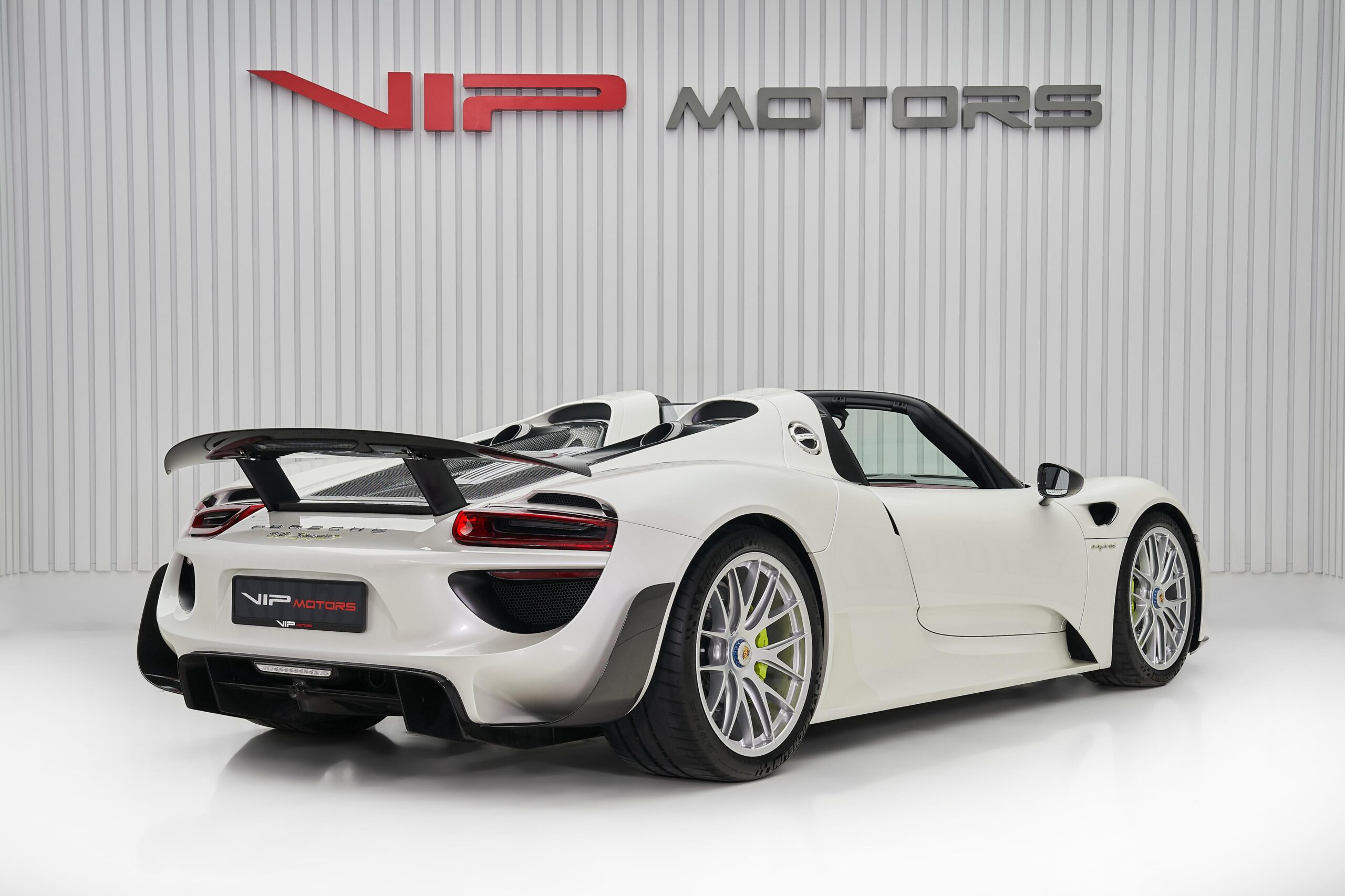 2015 Porsche 918 Spyder Weissach Package, 7/16